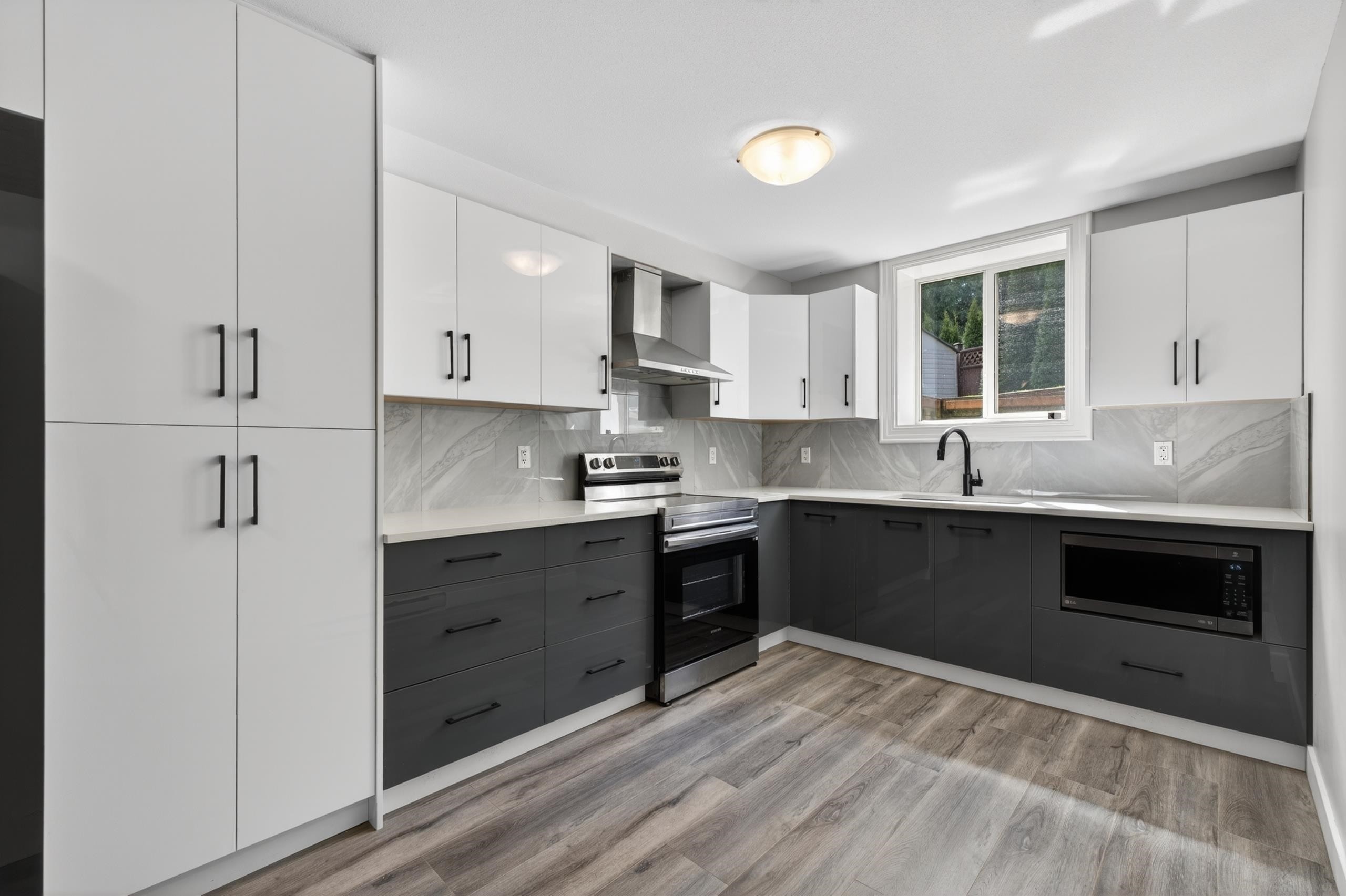 1213 Burkemont Place, Coquitlam, BC