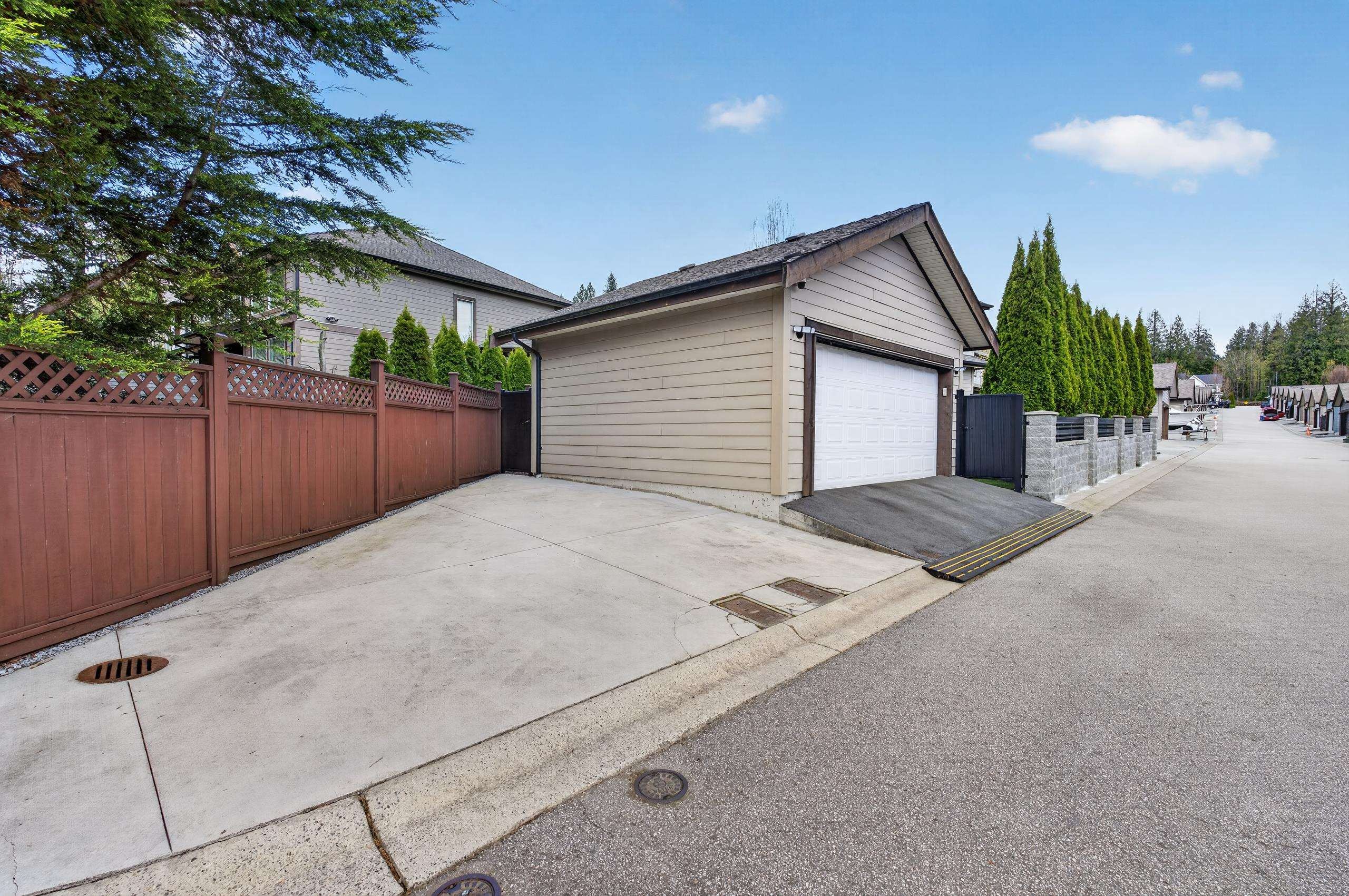 1213 Burkemont Place, Coquitlam, BC