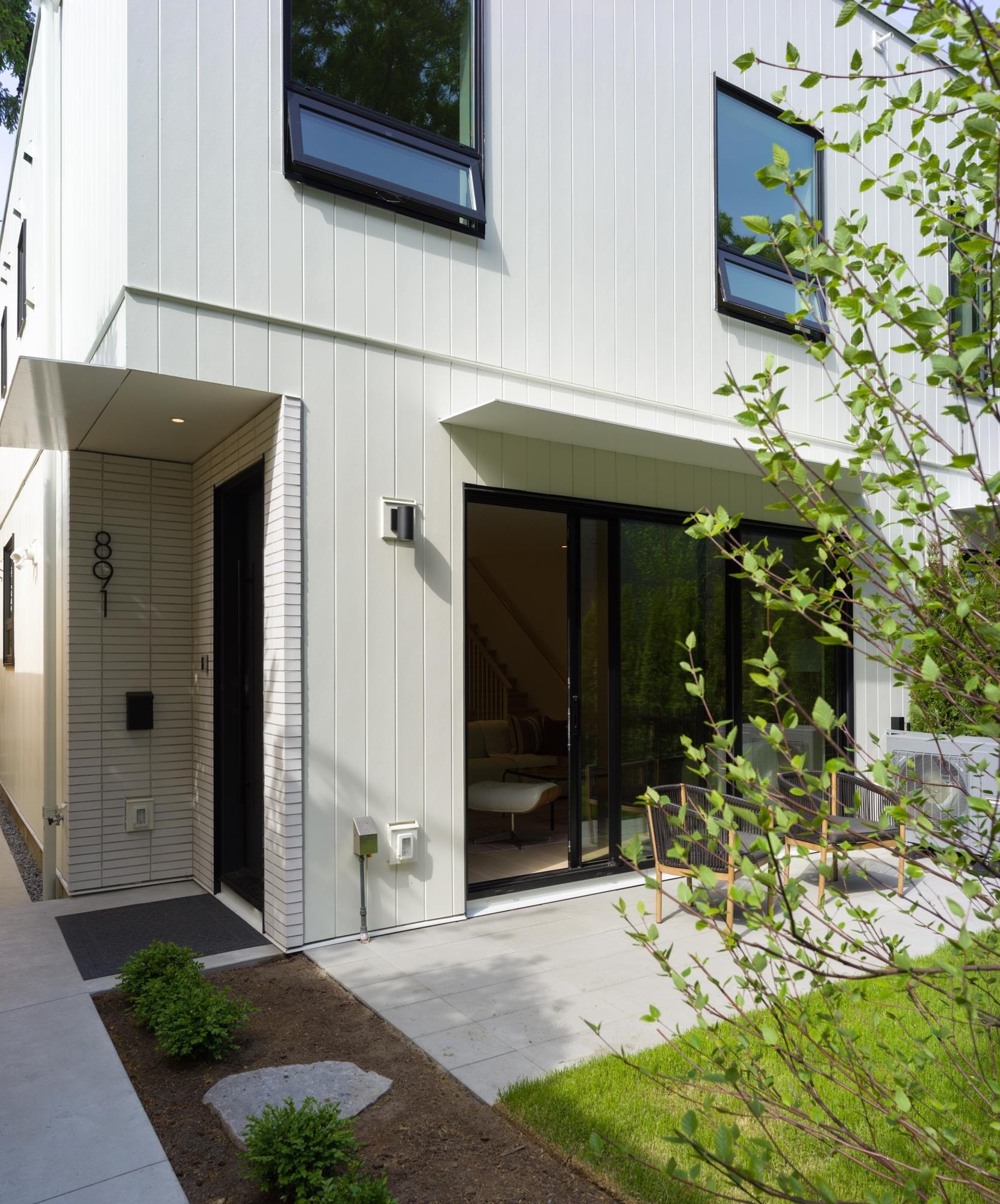 891 21St Avenue E, Vancouver, BC