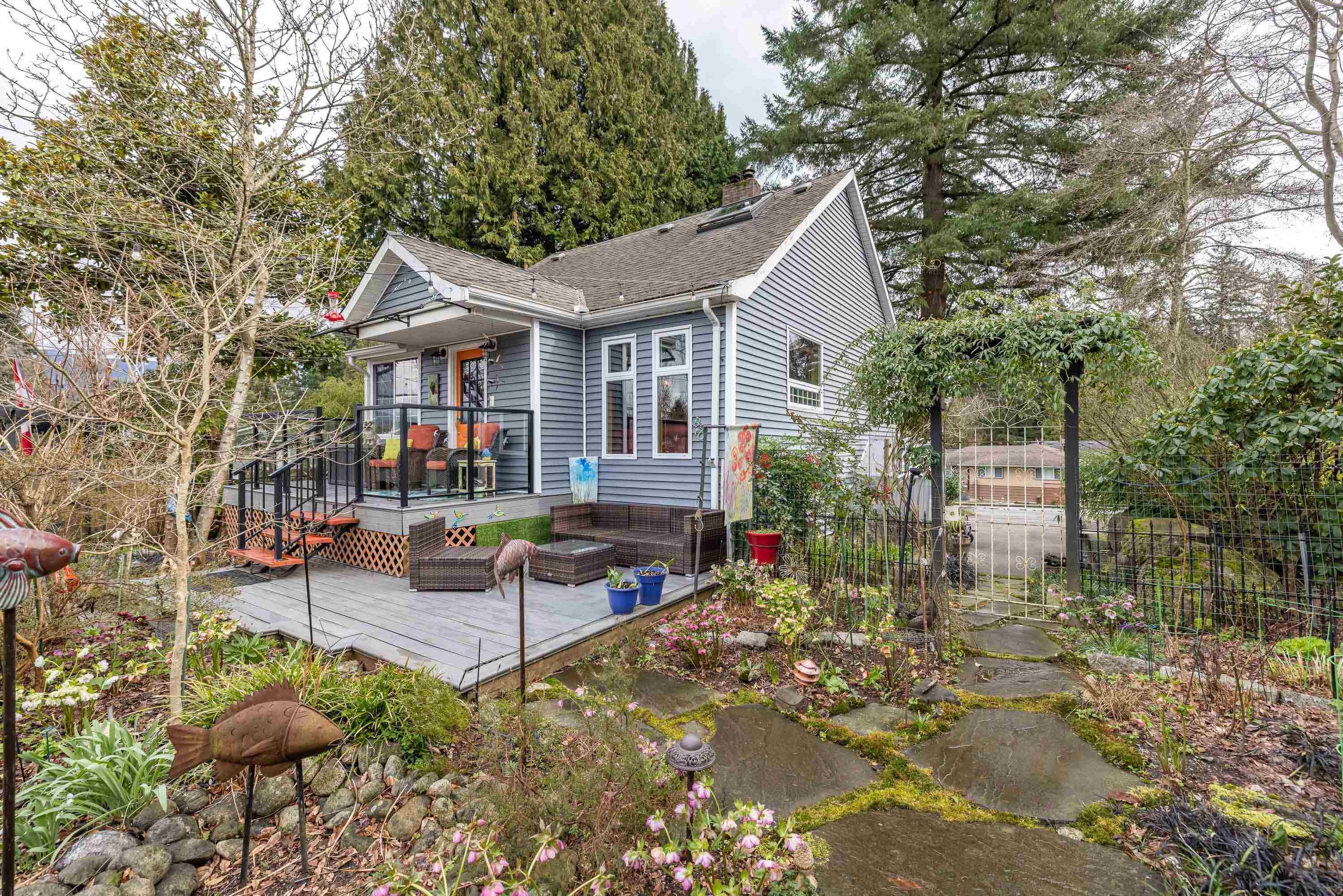 2212 Brookmount Avenue, Coquitlam, BC