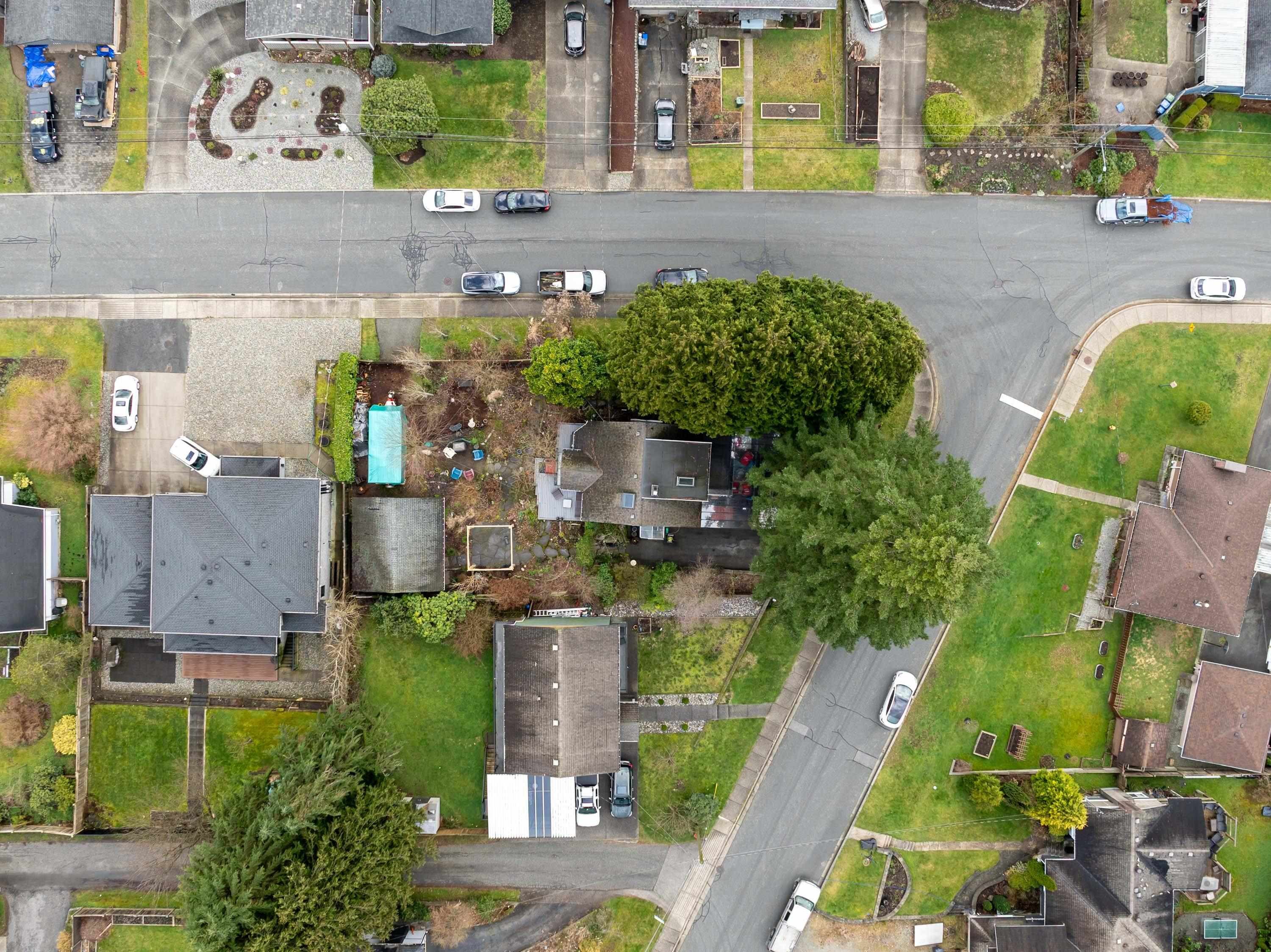2212 Brookmount Avenue, Coquitlam, BC