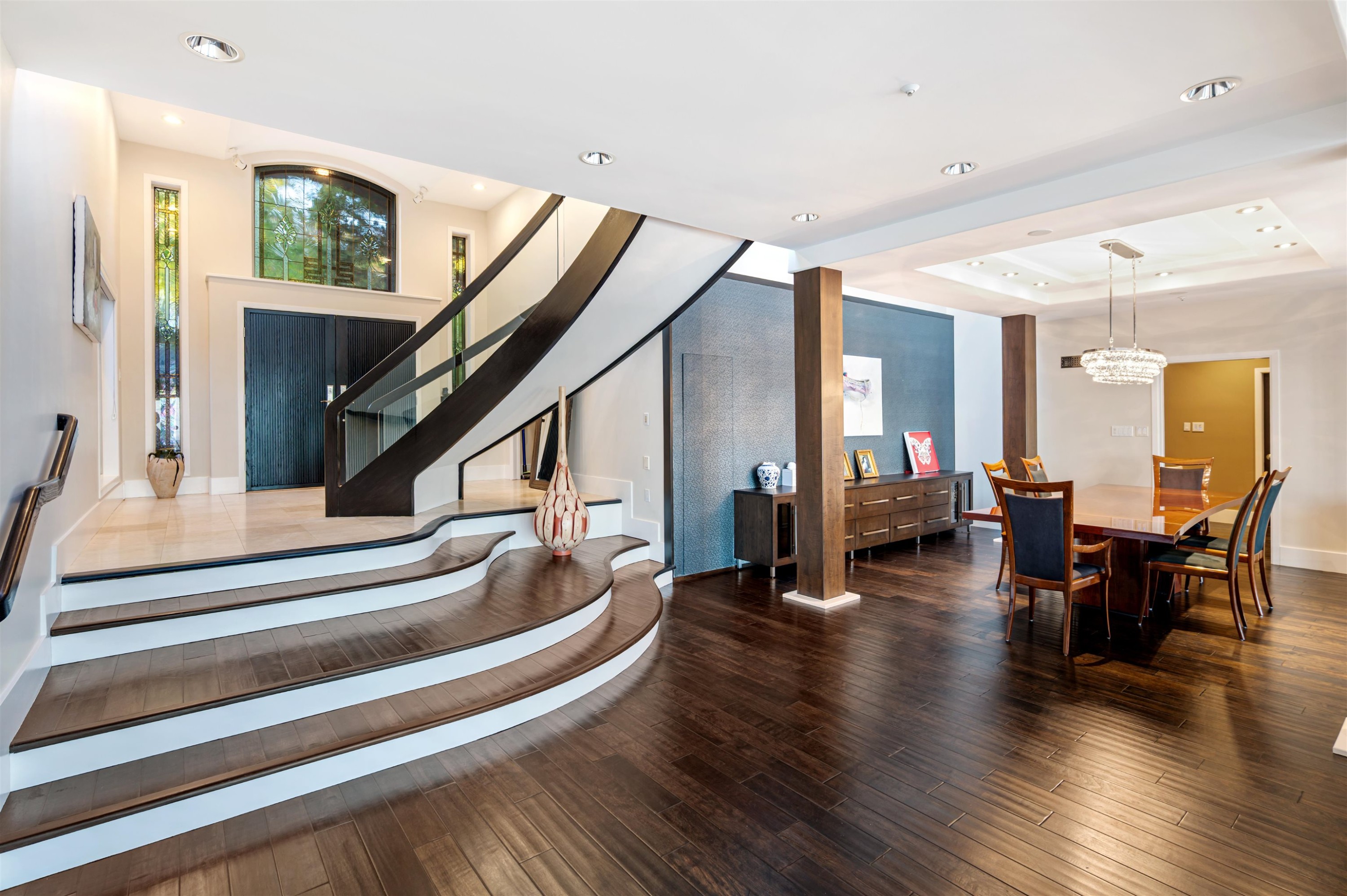 1526 Chippendale Court, West Vancouver, BC