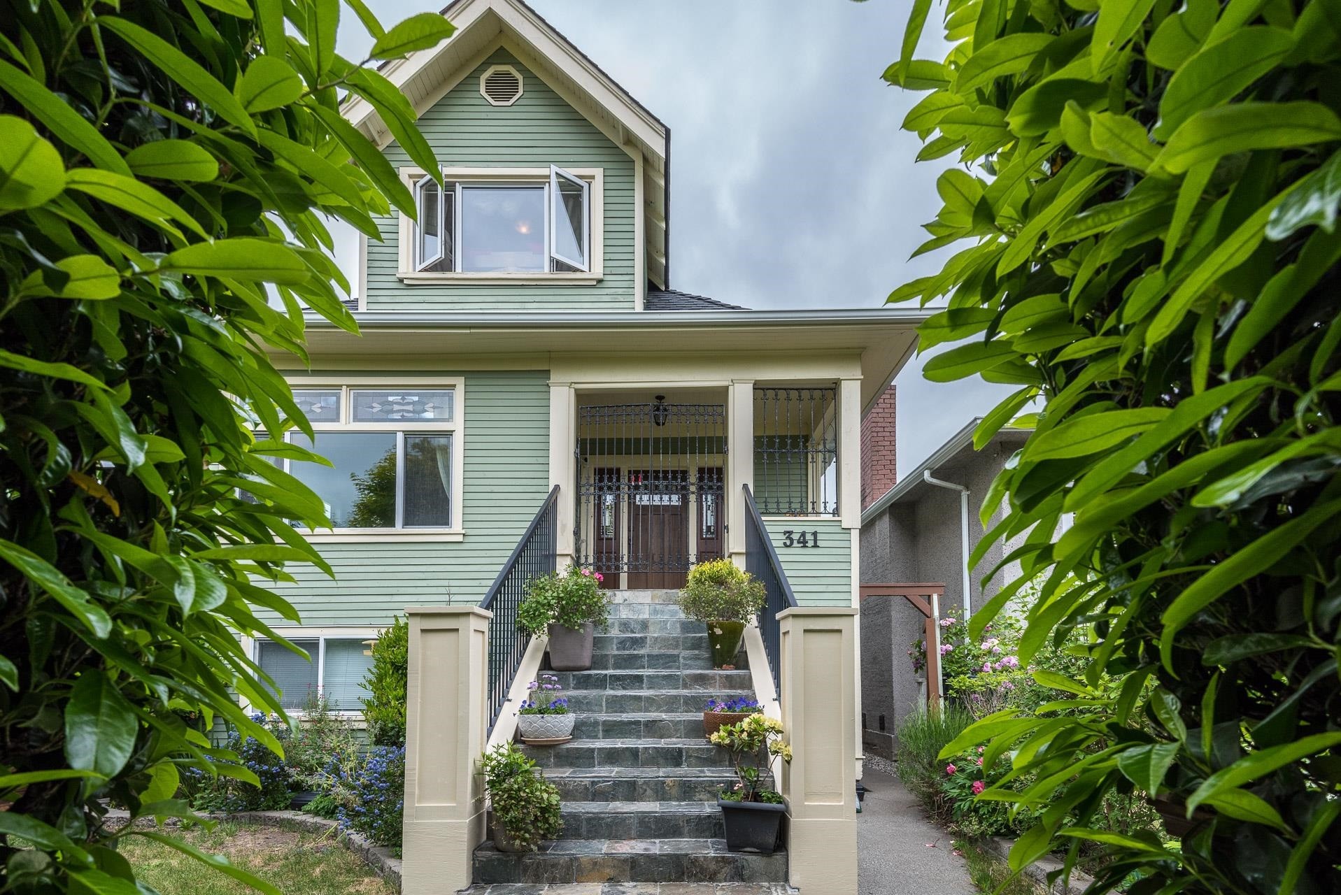 341 58Th Avenue E, Vancouver, BC