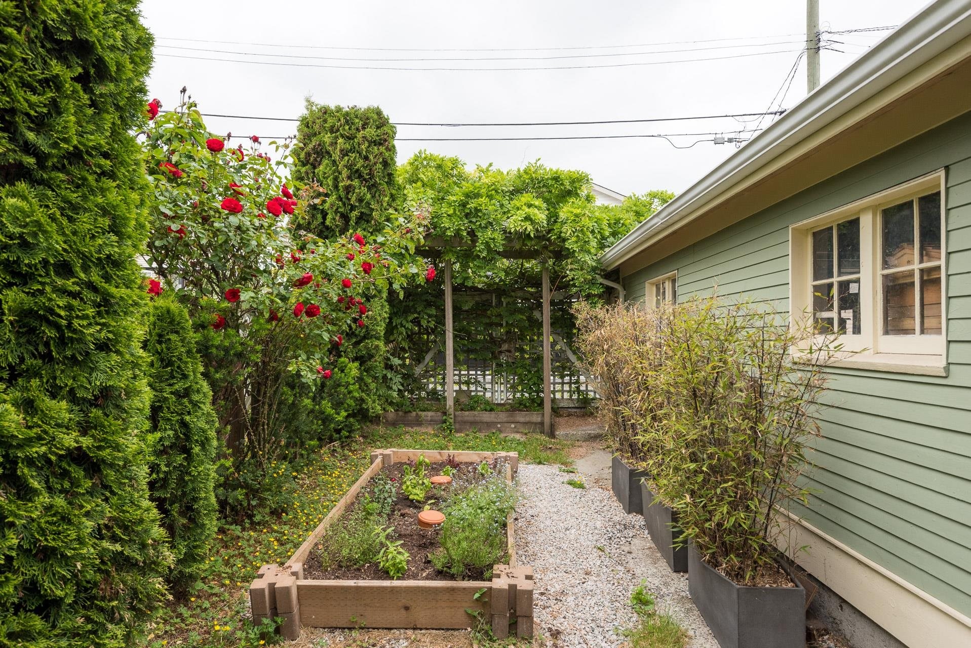 341 58Th Avenue E, Vancouver, BC