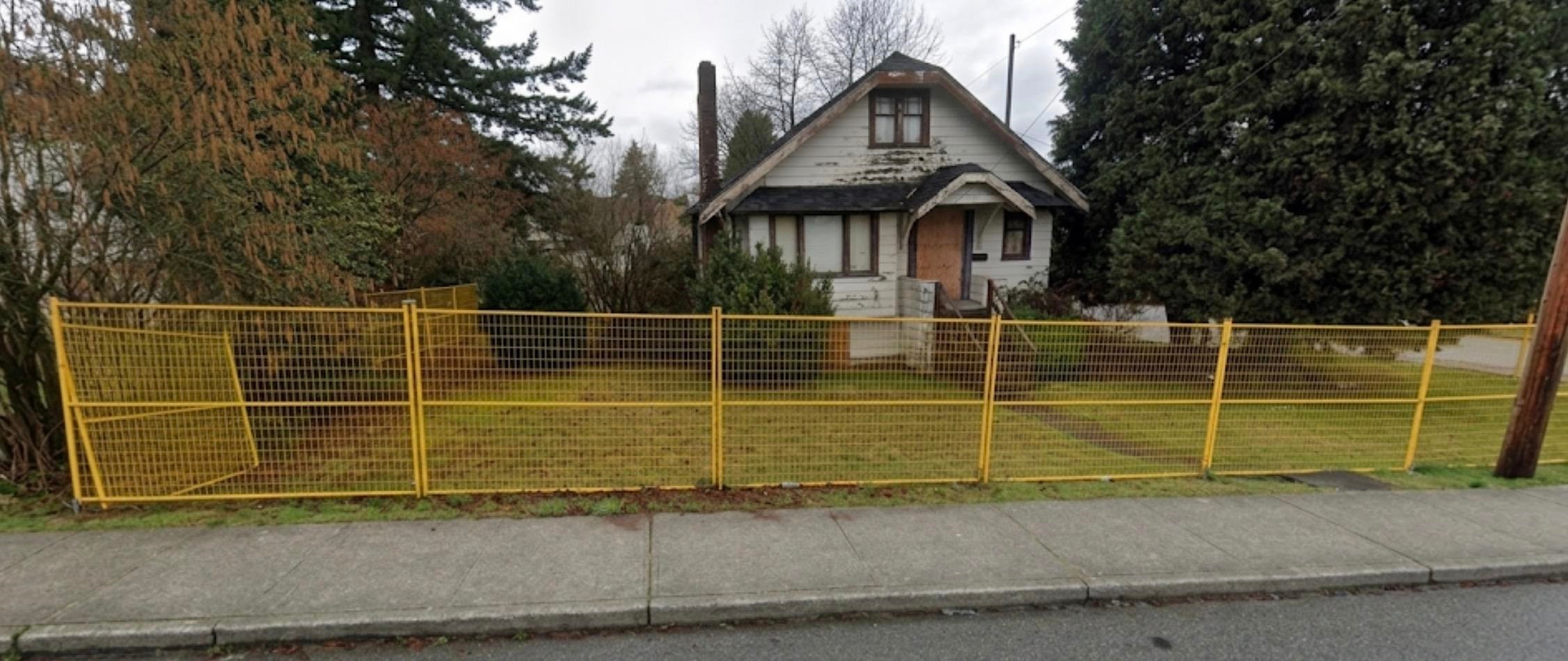 5415 Barker Avenue, Burnaby, BC