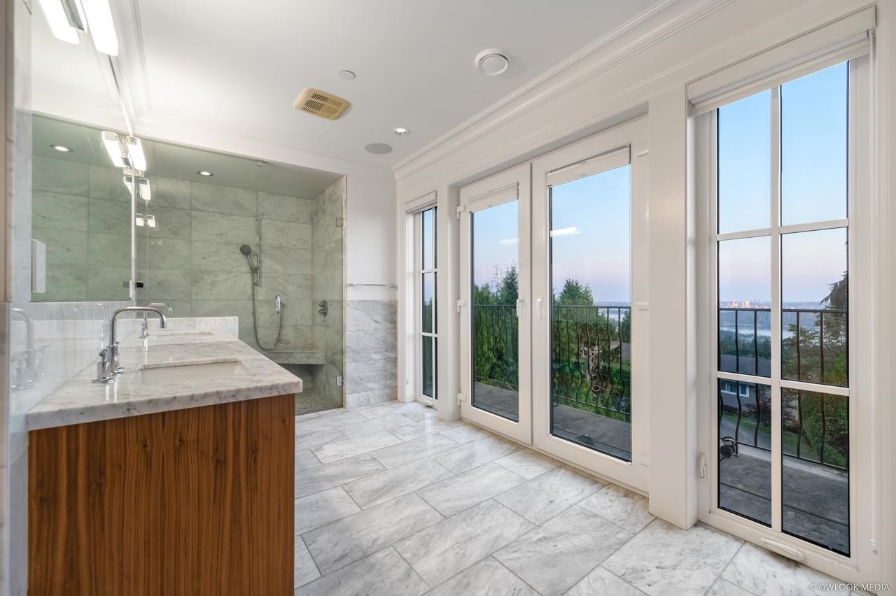 1485 Camelot Road, West Vancouver, BC
