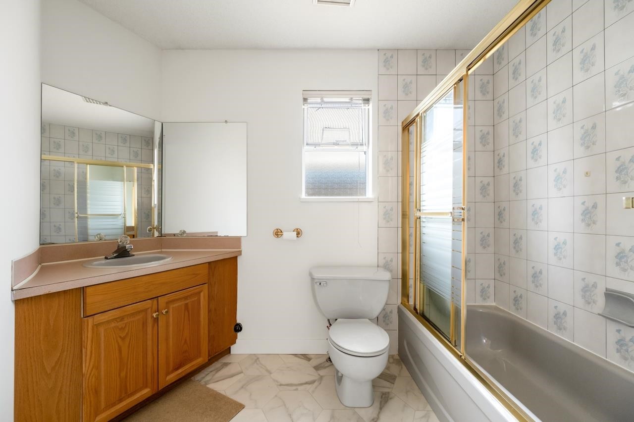 2547 34Th Avenue E, Vancouver, BC