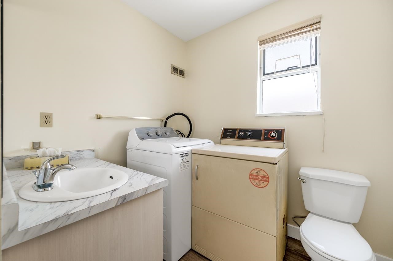 2547 34Th Avenue E, Vancouver, BC