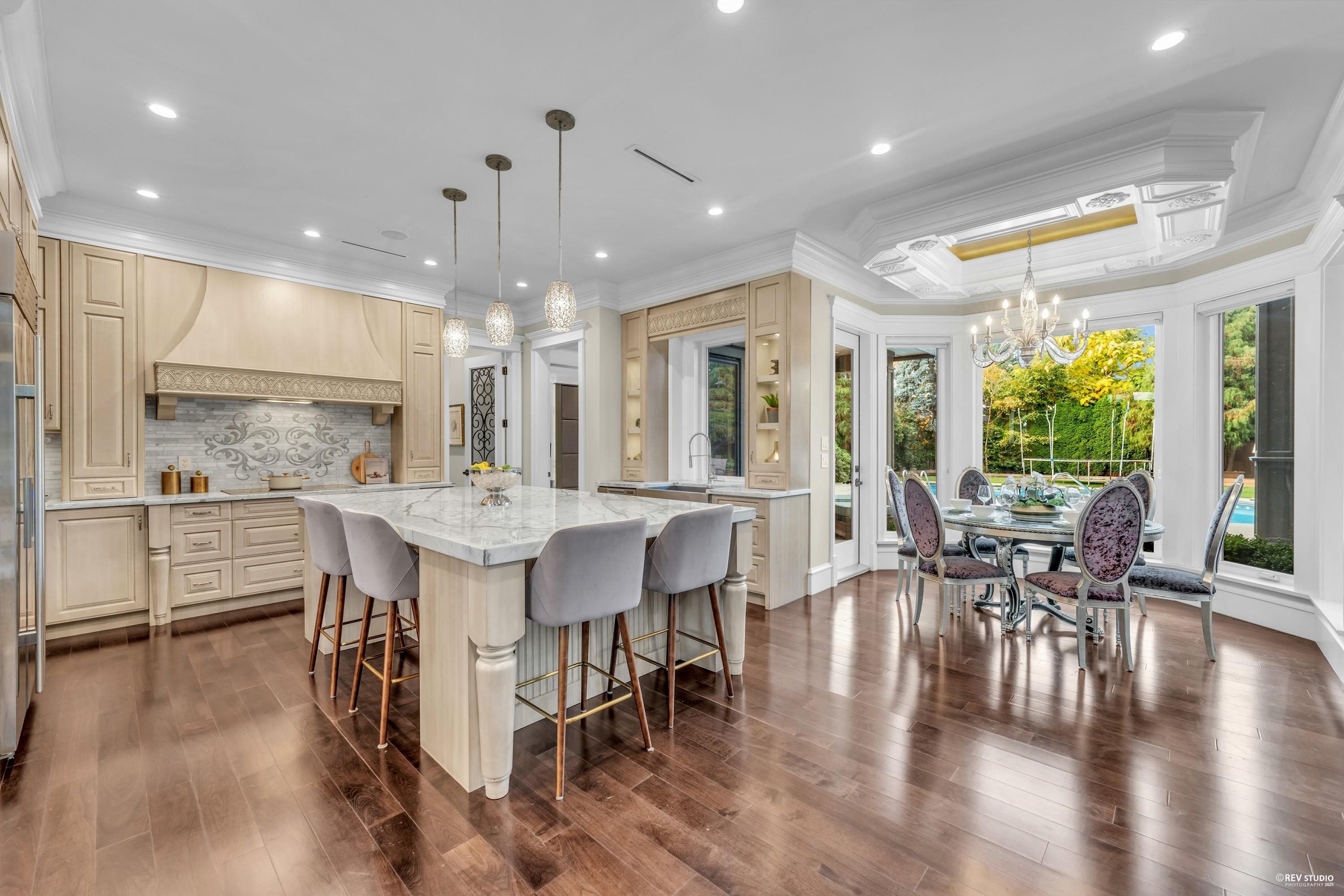 6851 Mayflower Drive, Richmond, BC