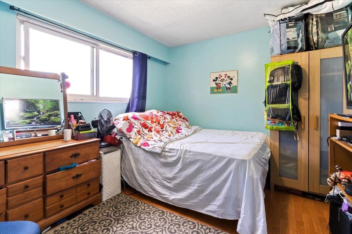 6632 Canada Way, Burnaby, BC