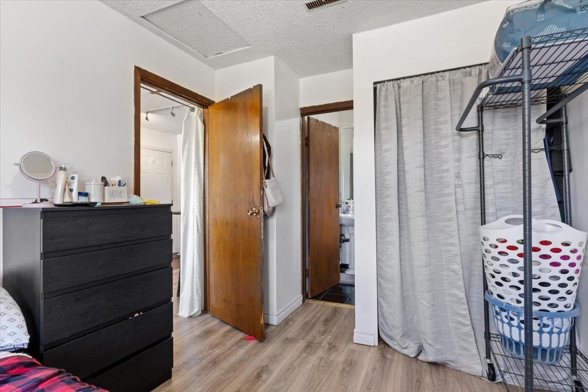 6632 Canada Way, Burnaby, BC
