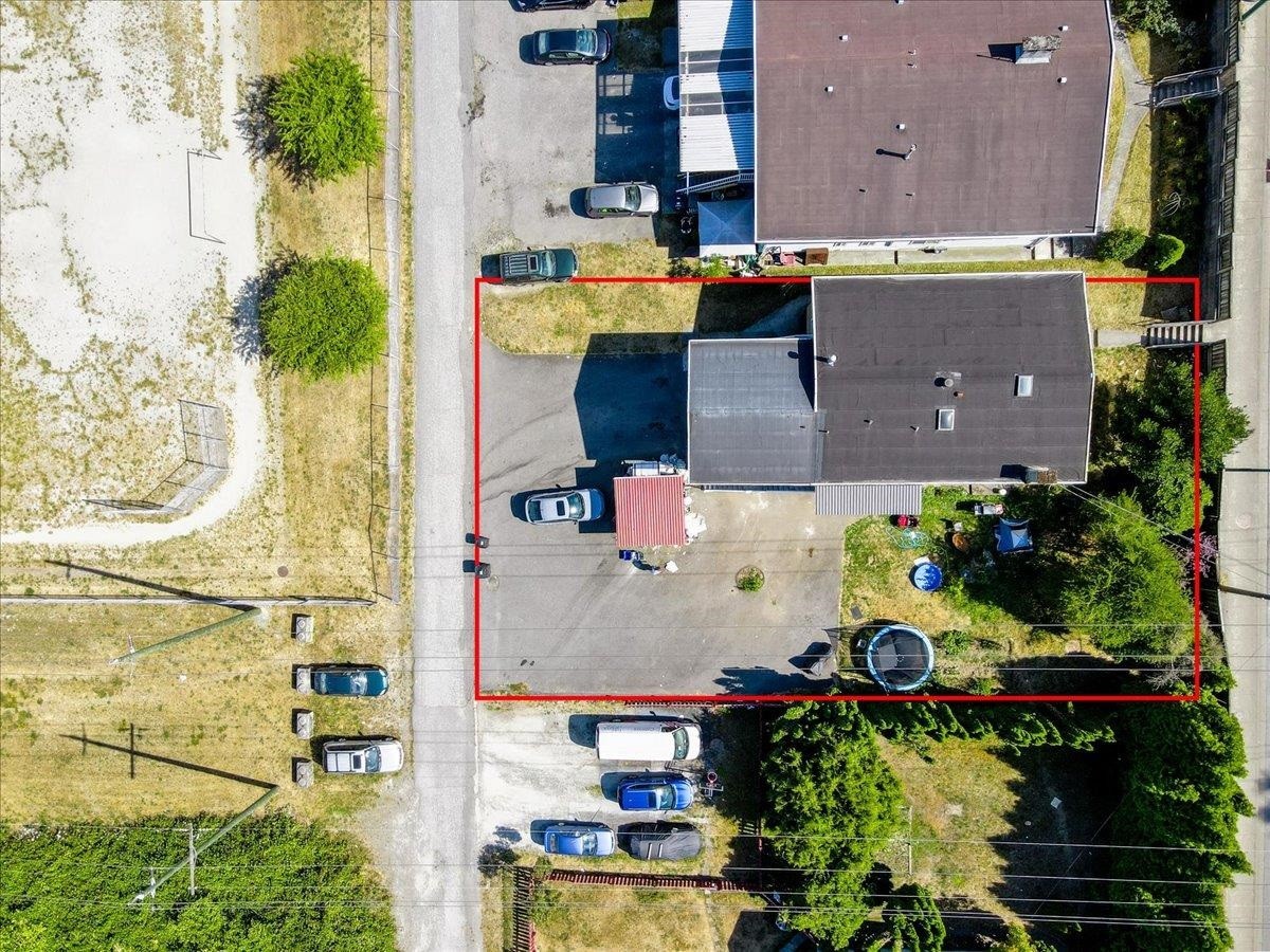6632 Canada Way, Burnaby, BC
