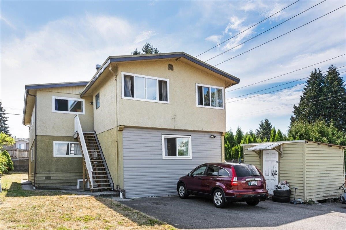 6632 Canada Way, Burnaby, BC