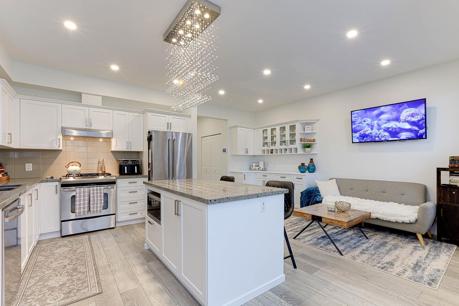 1437 Collins Road, Coquitlam, BC