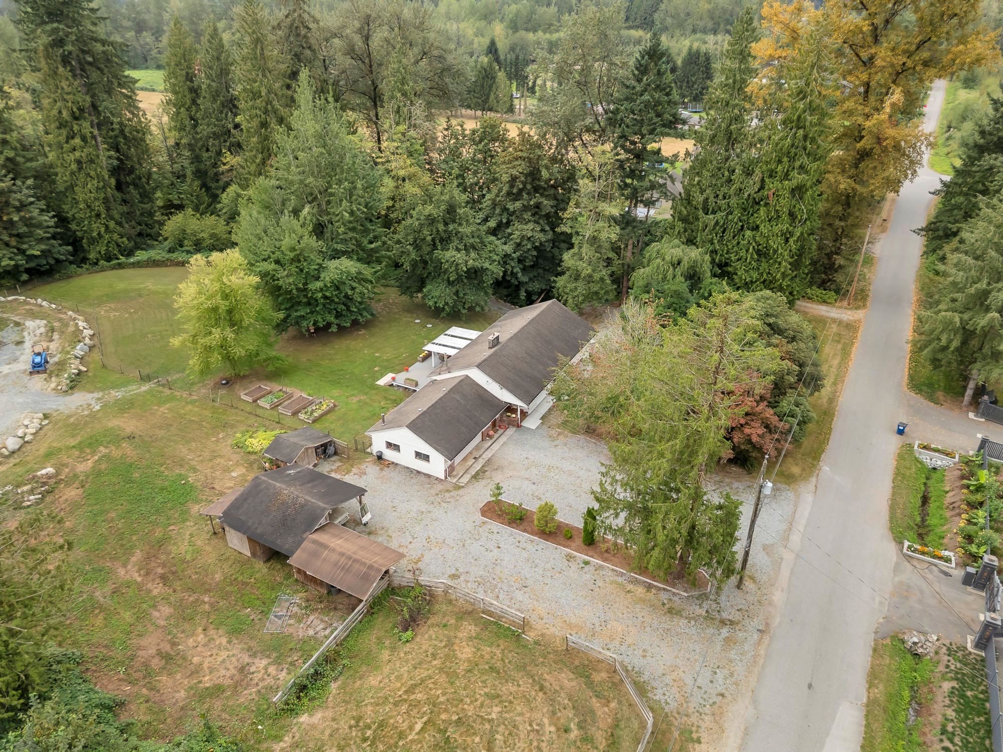 24320 116 Avenue, Maple Ridge, BC