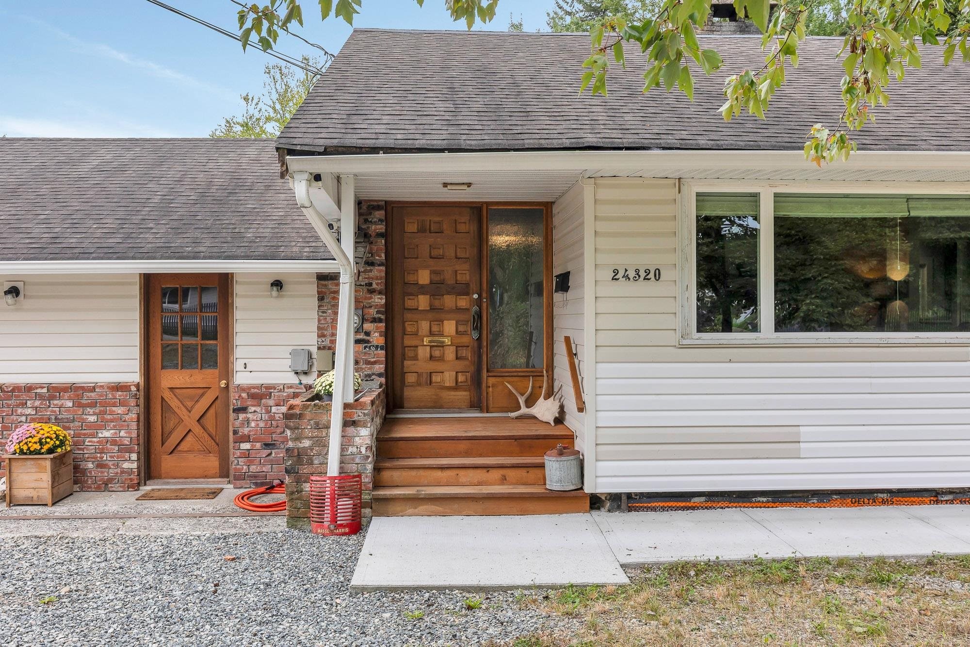 24320 116 Avenue, Maple Ridge, BC