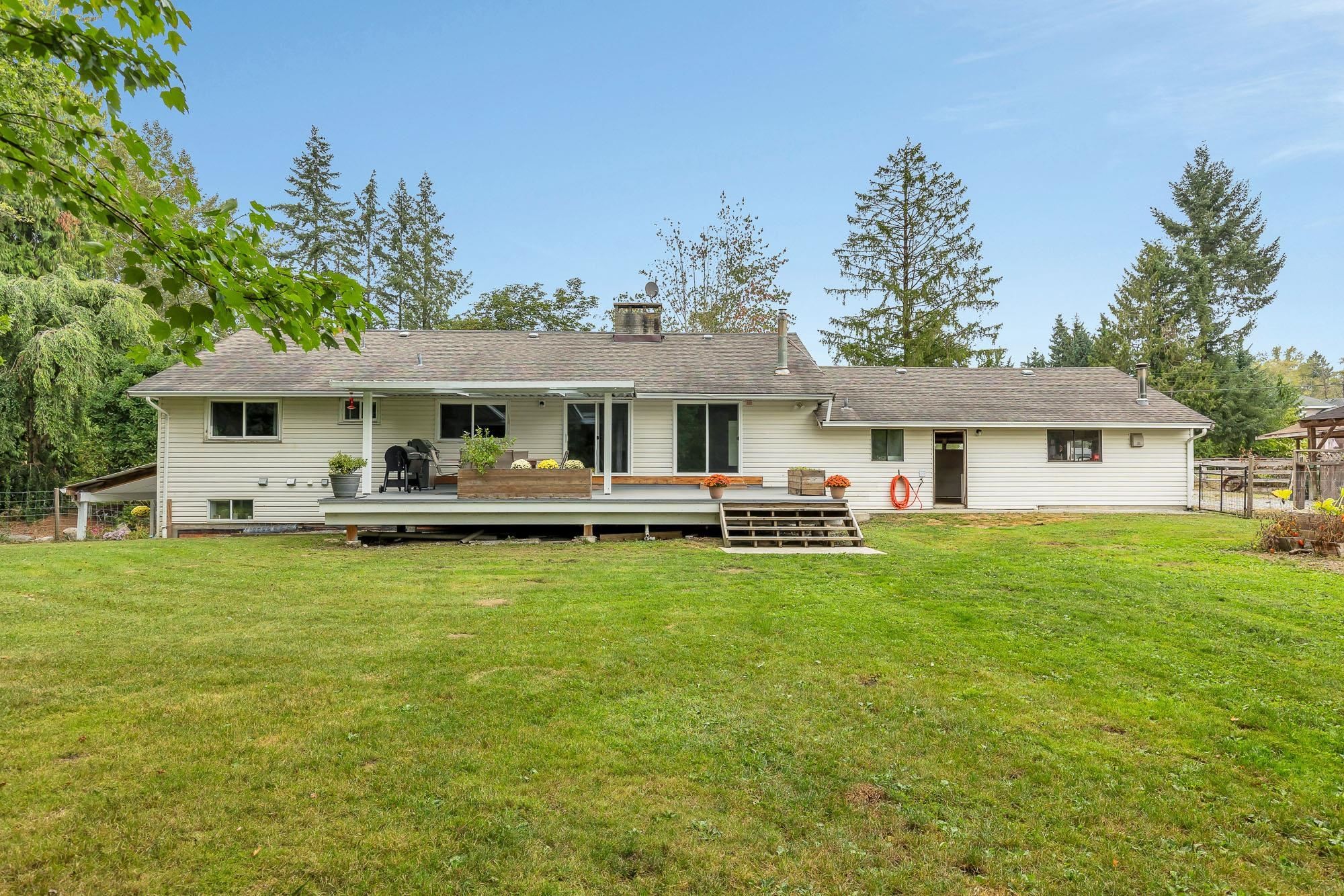24320 116 Avenue, Maple Ridge, BC
