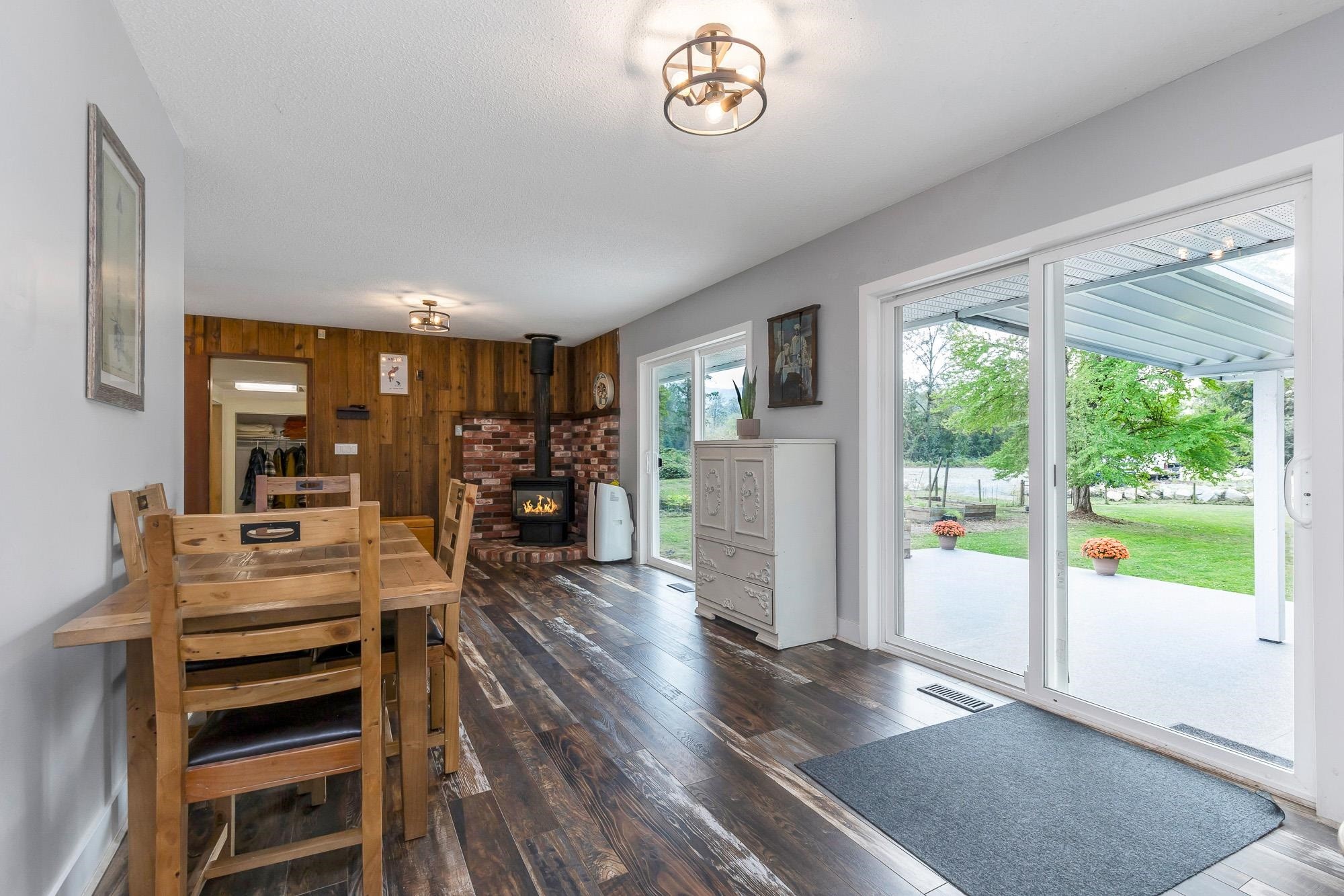 24320 116 Avenue, Maple Ridge, BC