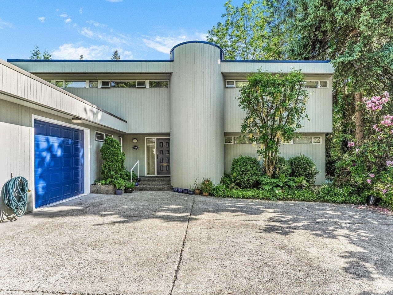 756 Rochester Avenue, Coquitlam, BC