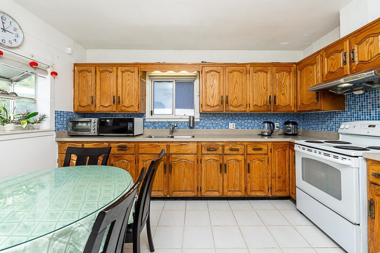 3553 Inverness Street, Vancouver, BC