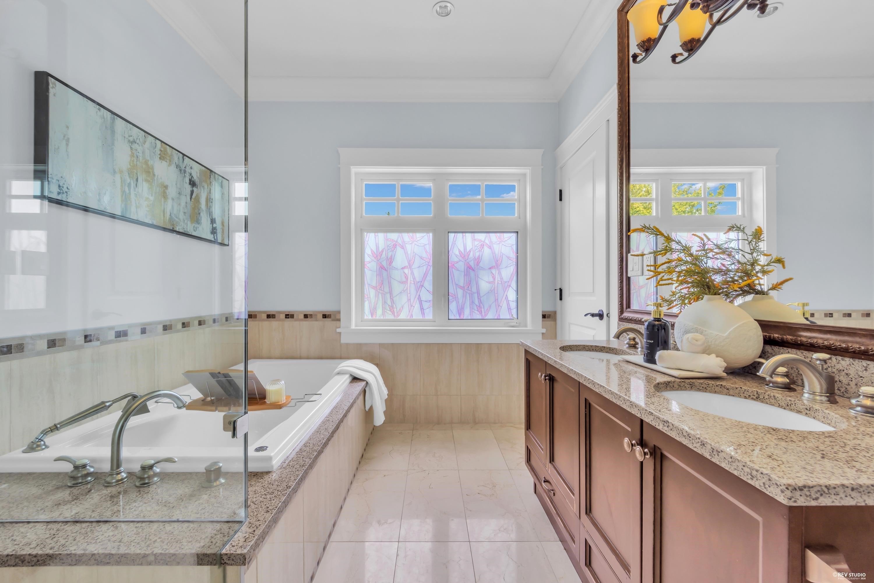 1675 59Th Avenue W, Vancouver, BC