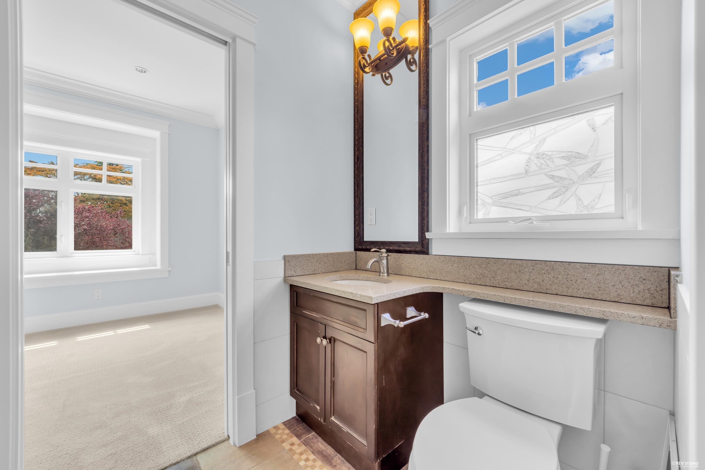 1675 59Th Avenue W, Vancouver, BC