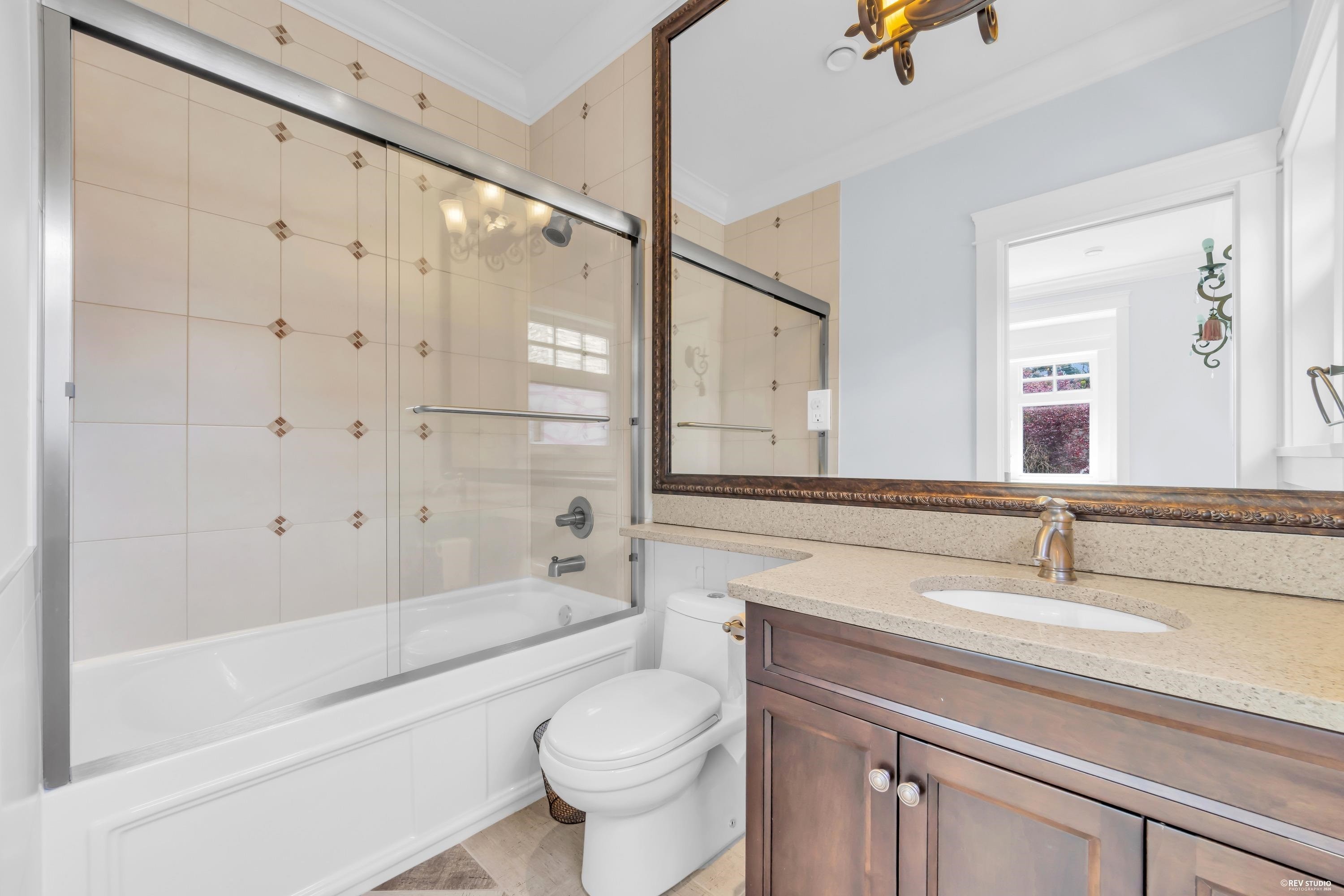 1675 59Th Avenue W, Vancouver, BC