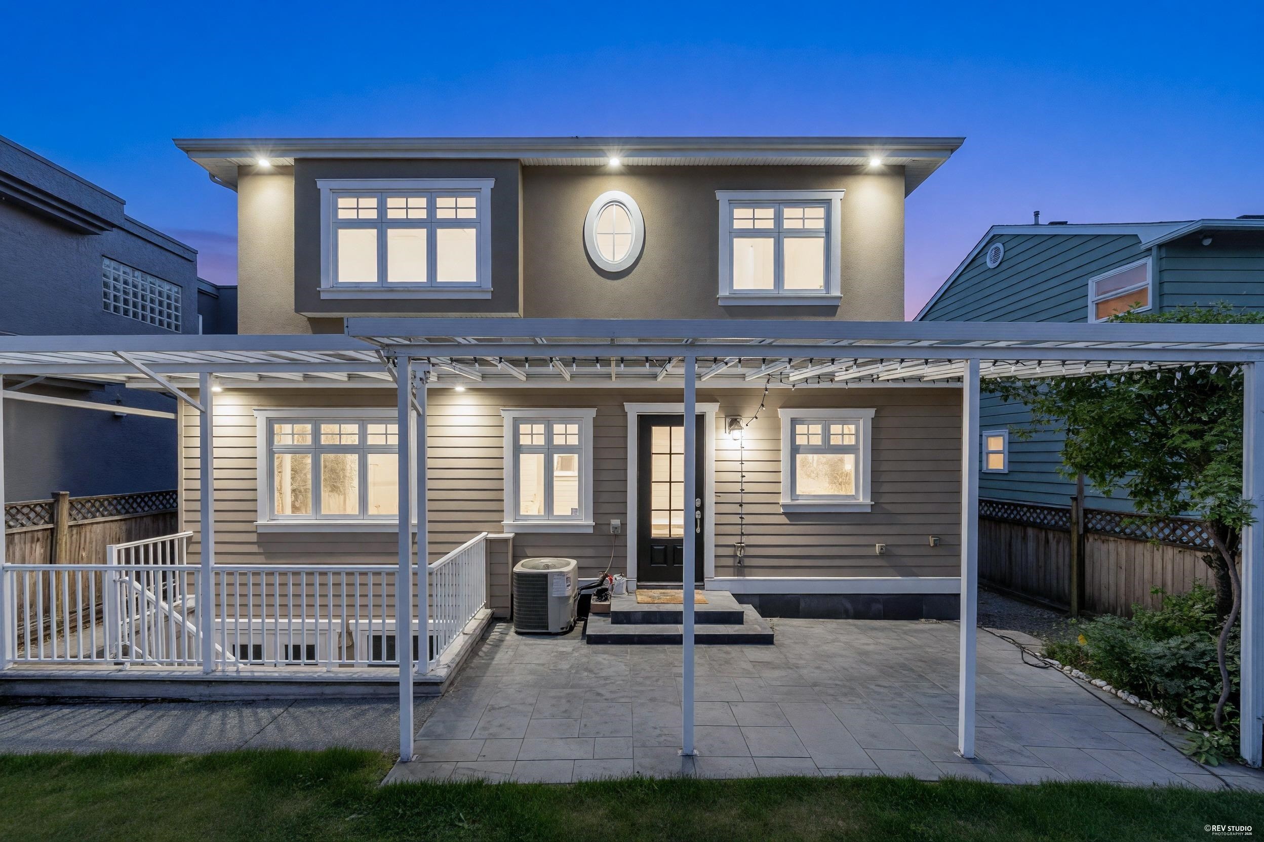 1675 59Th Avenue W, Vancouver, BC