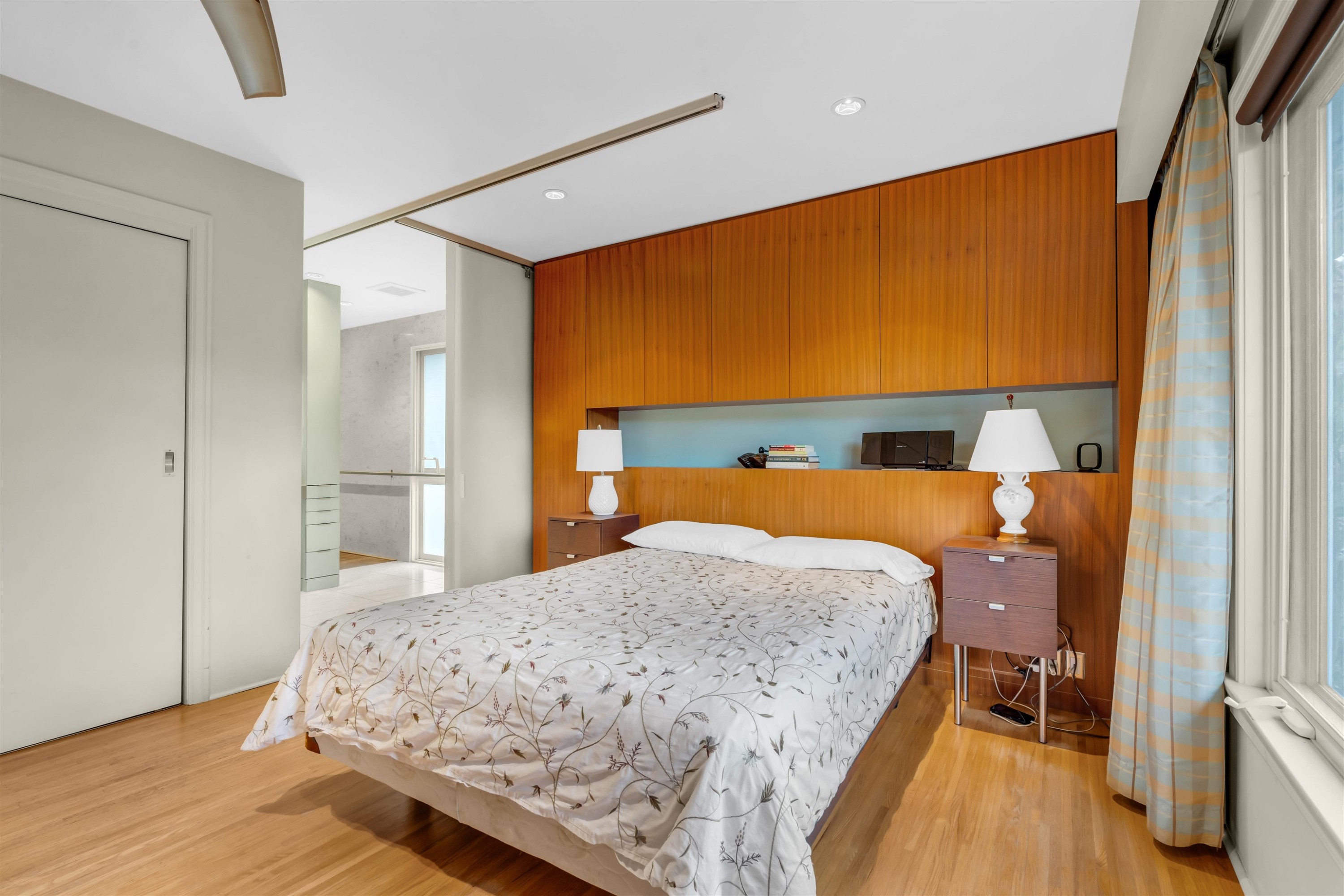 1549 33Rd Avenue W, Vancouver, BC