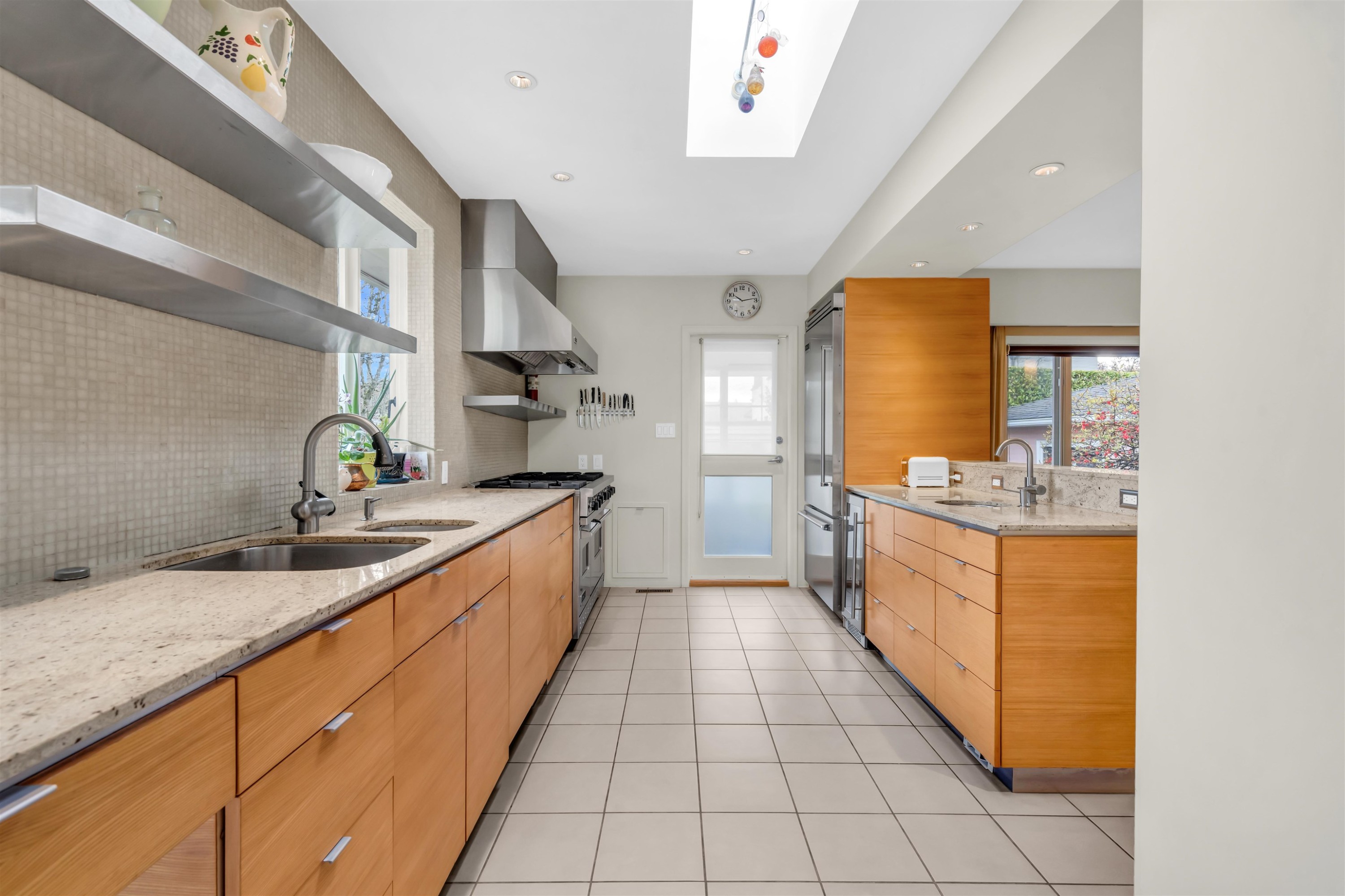 1549 33Rd Avenue W, Vancouver, BC