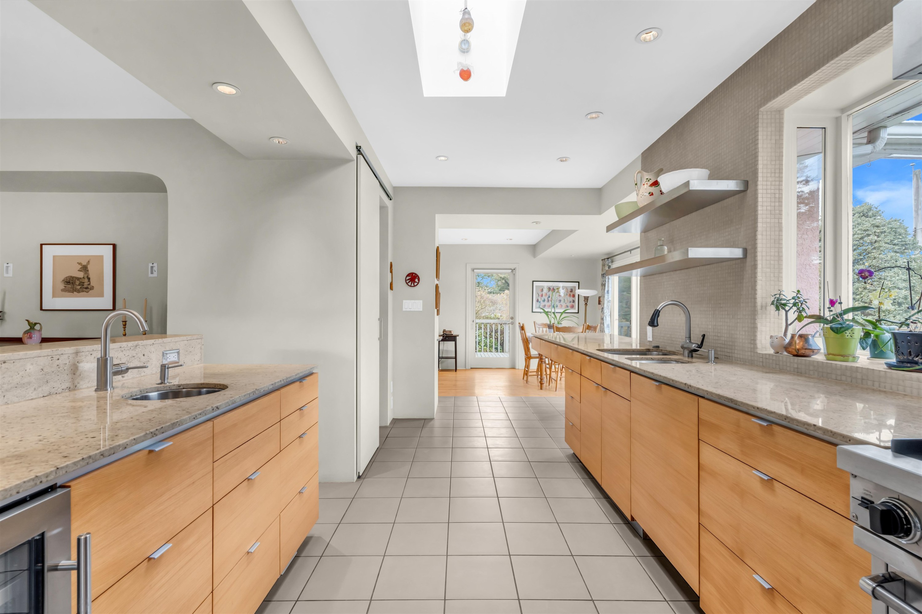1549 33Rd Avenue W, Vancouver, BC