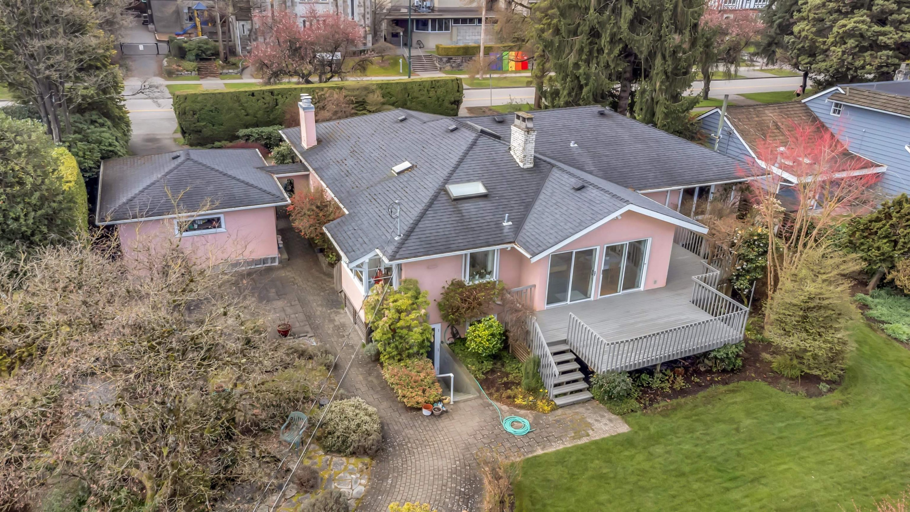1549 33Rd Avenue W, Vancouver, BC