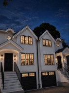 1-1065 Ridley Drive Burnaby, BC V5A 2N7