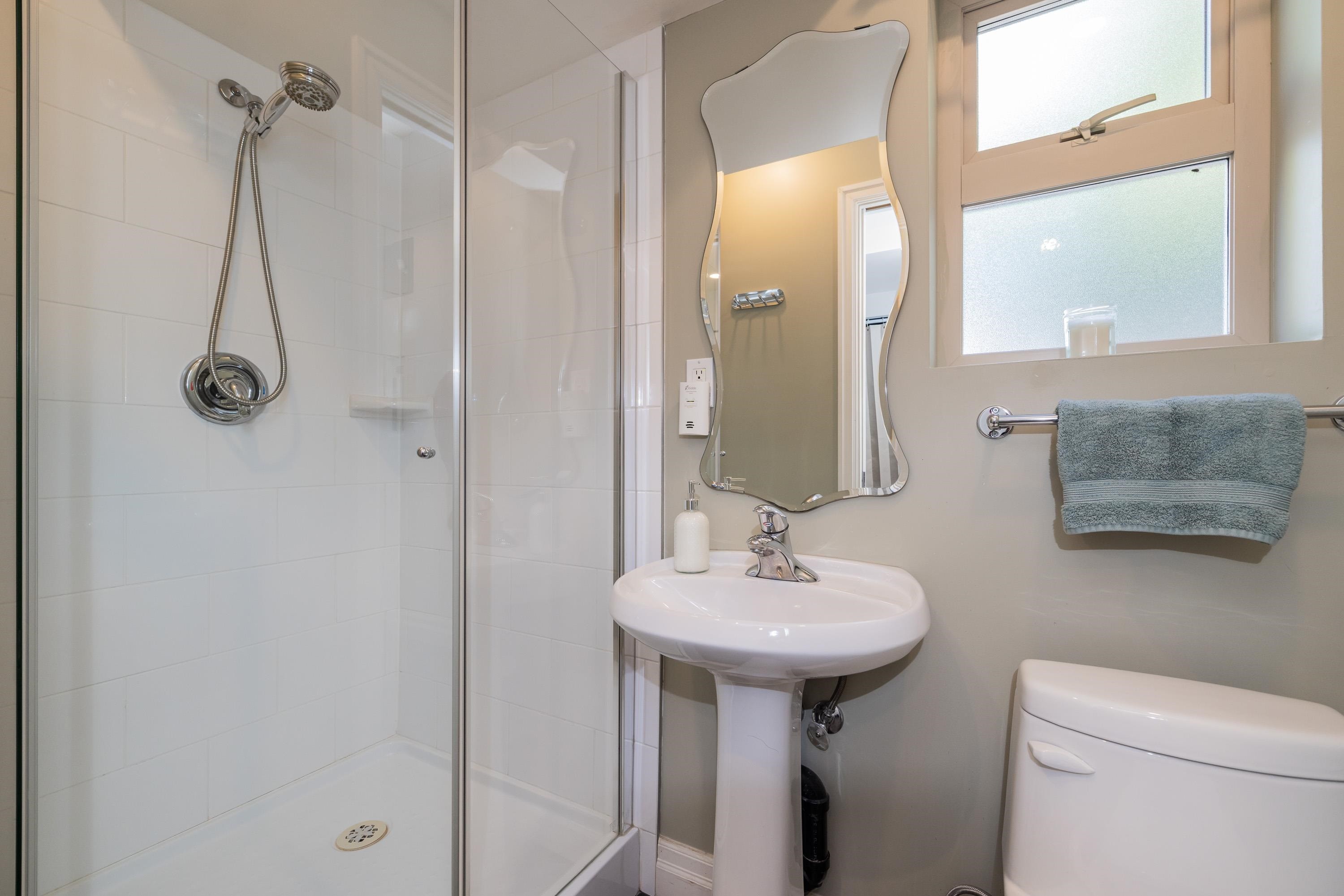 2331 Tolmie Avenue, Coquitlam, BC