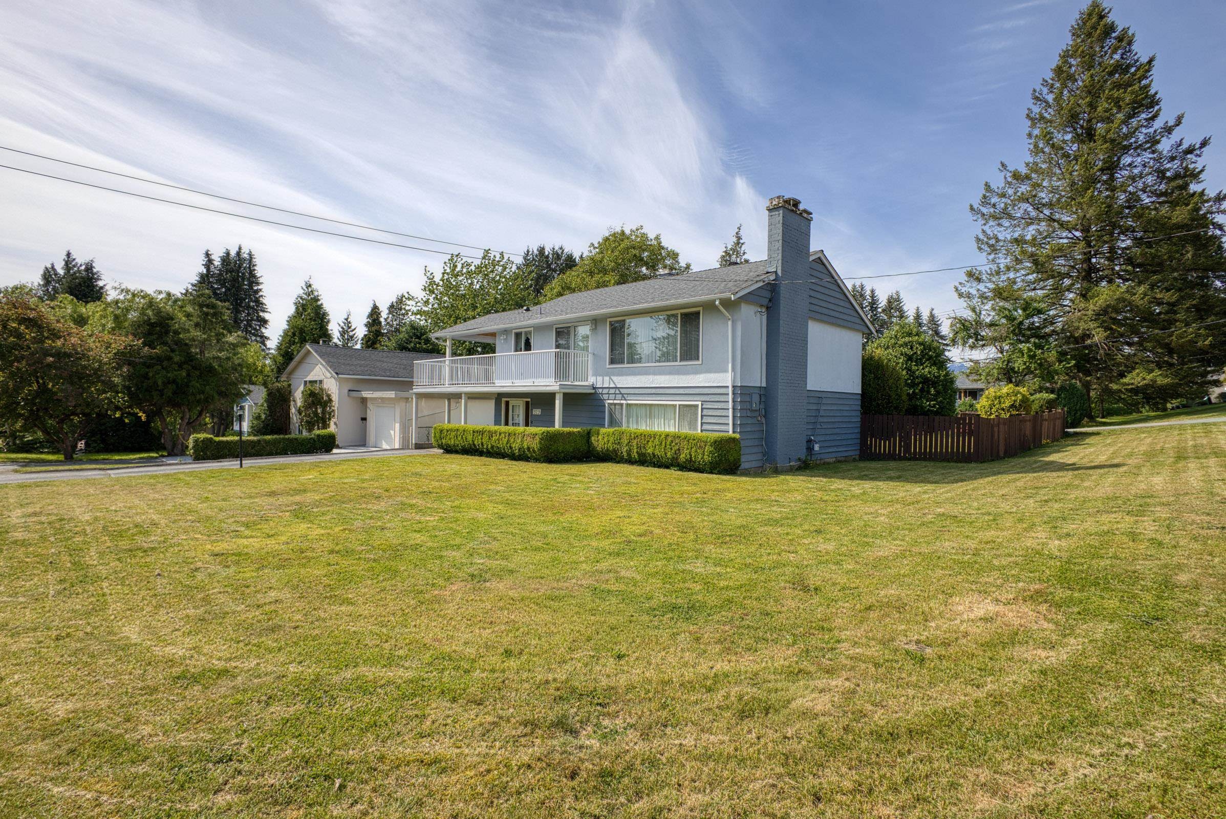 929 Grover Avenue, Coquitlam, BC