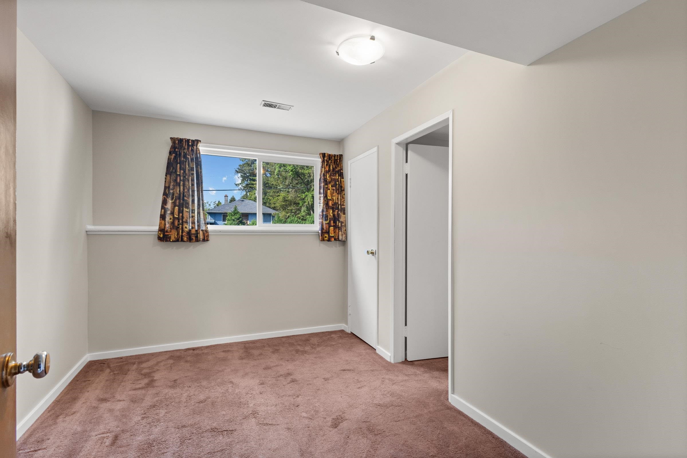 929 Grover Avenue, Coquitlam, BC