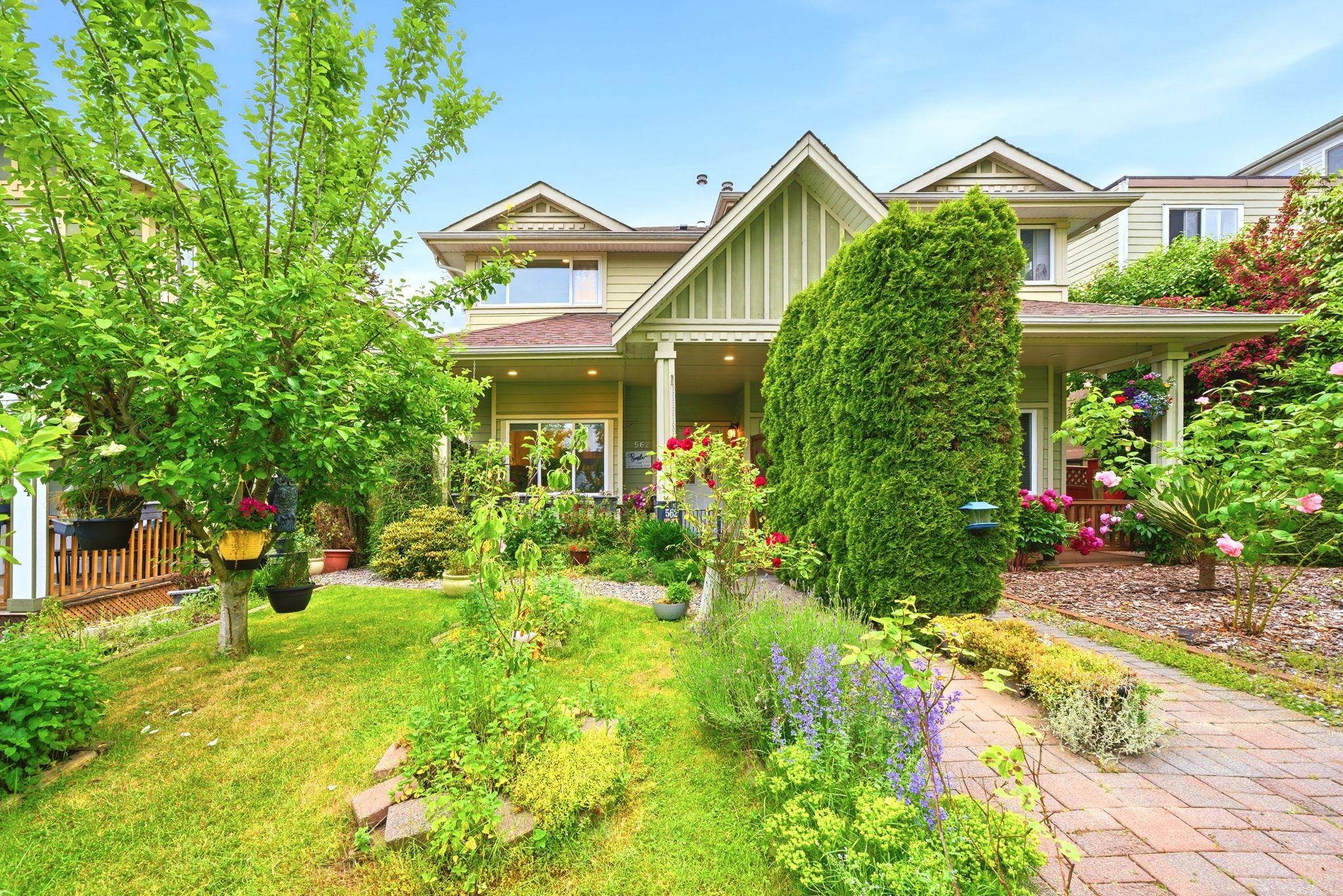 562 Keith Road W, North Vancouver, BC - Outdoor