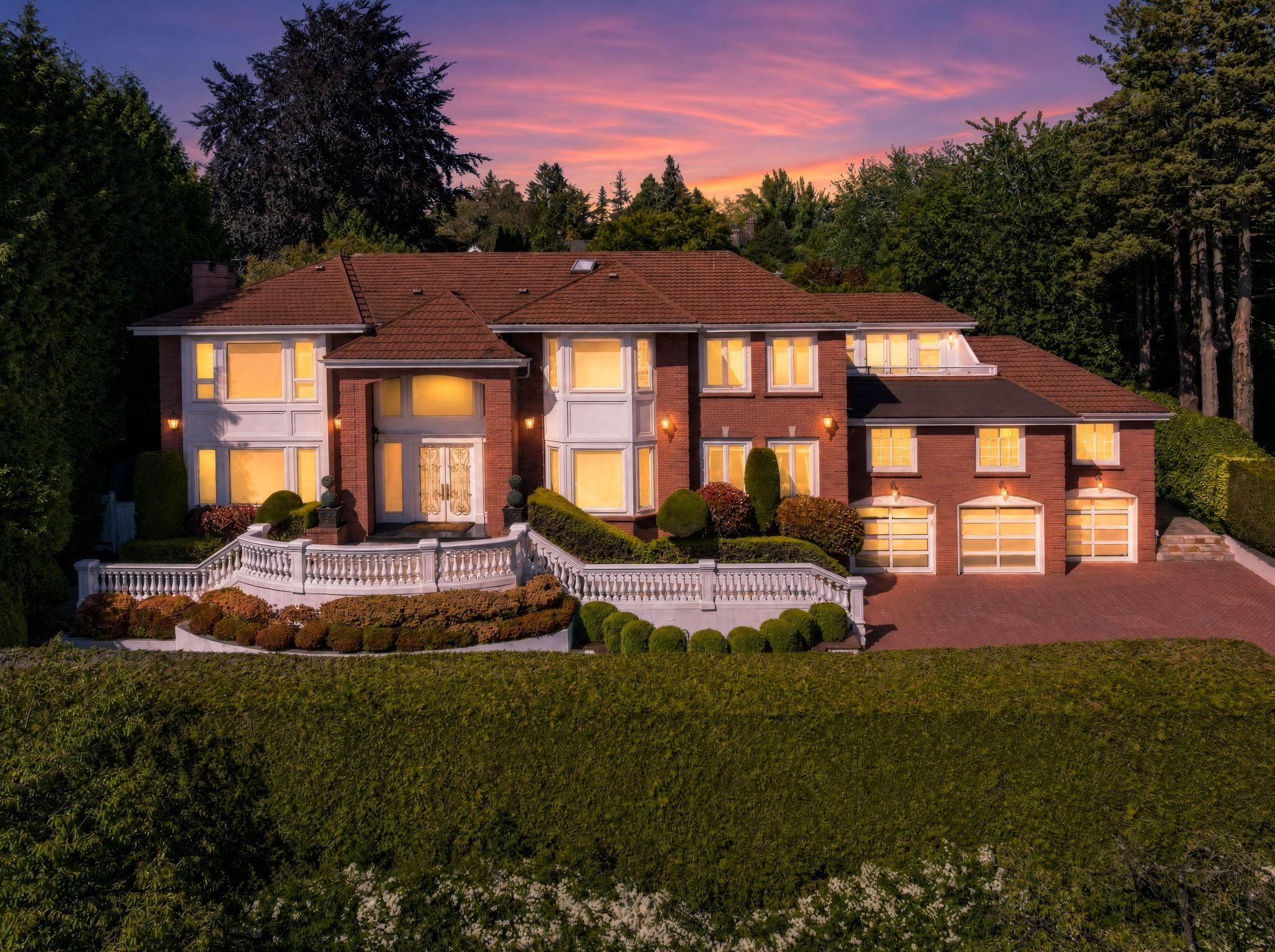 2657 Marine Drive Sw, Vancouver, BC