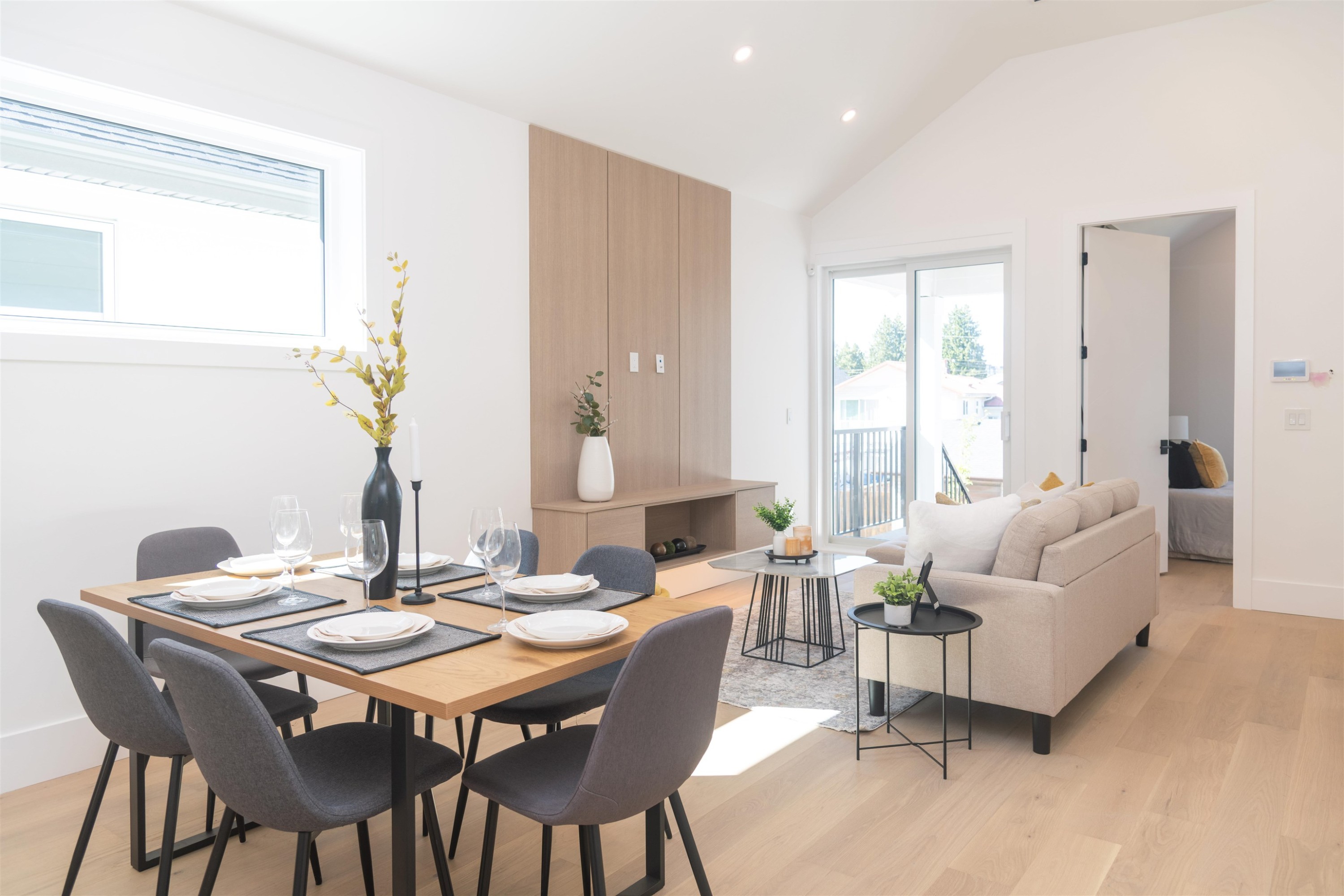9251 Kilby Street, Richmond, BC - Indoor