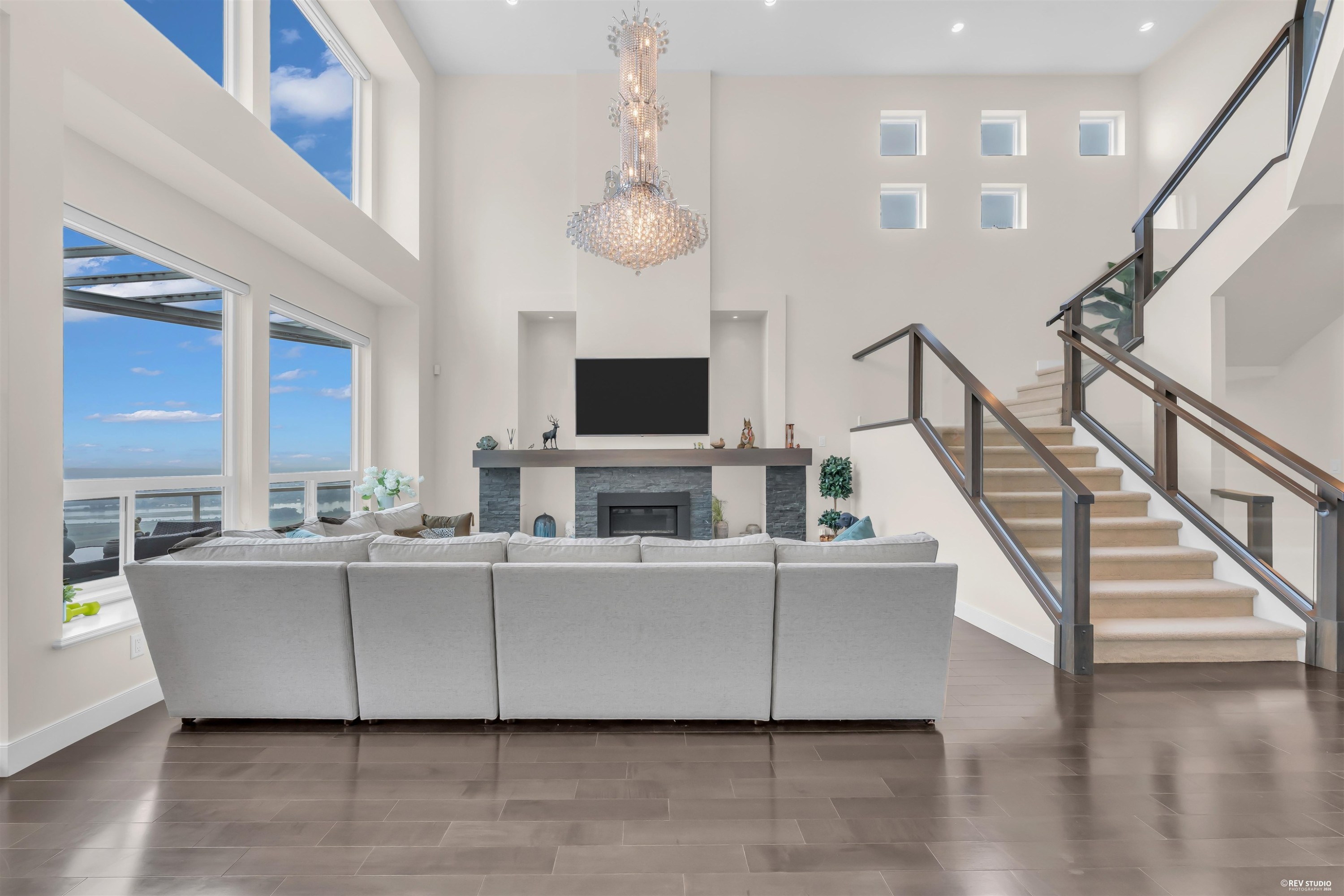 1469 Strawline Hill Street, Coquitlam, BC