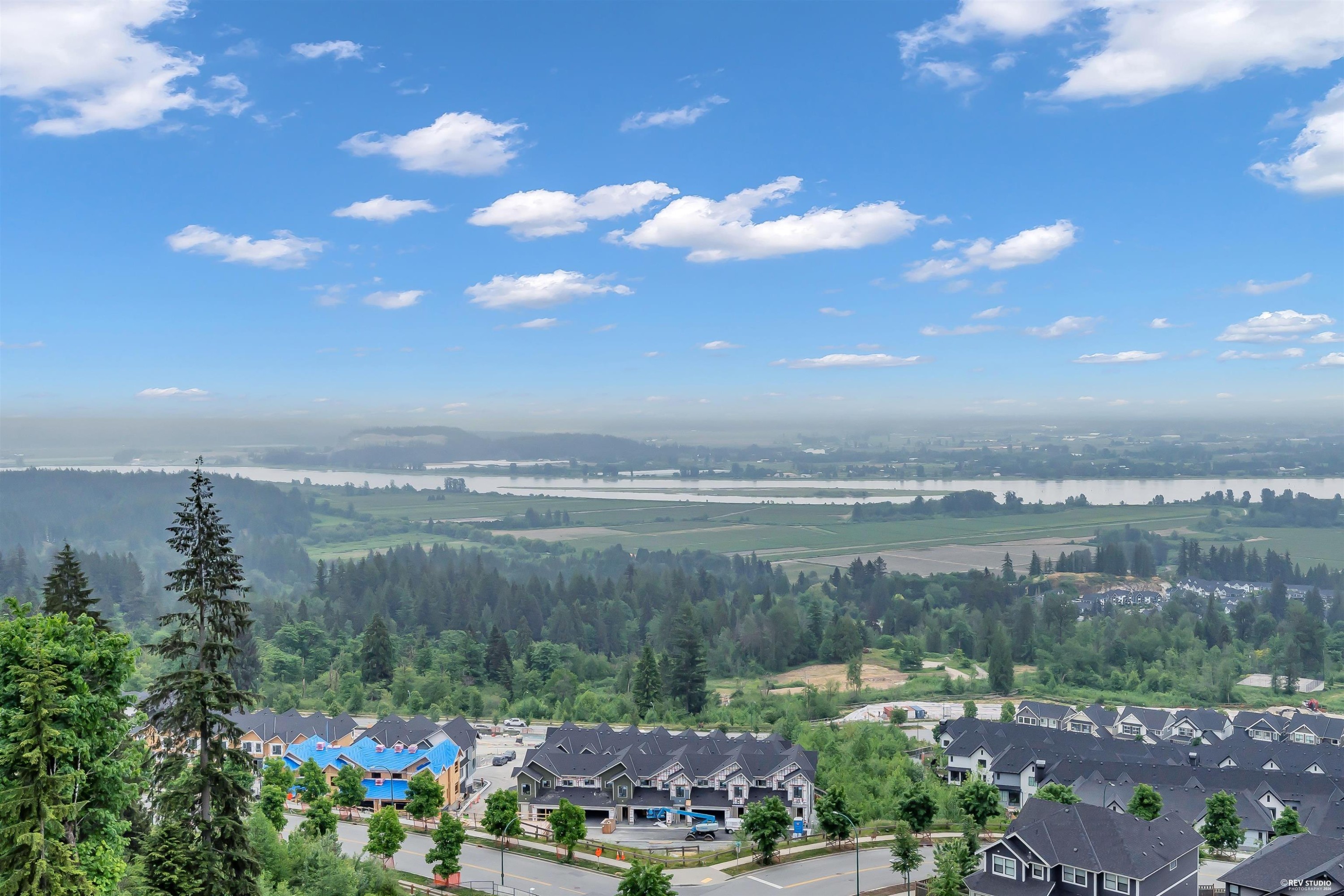 1469 Strawline Hill Street, Coquitlam, BC