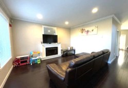 4675 Buxton Court Burnaby, BC V5H 1J1