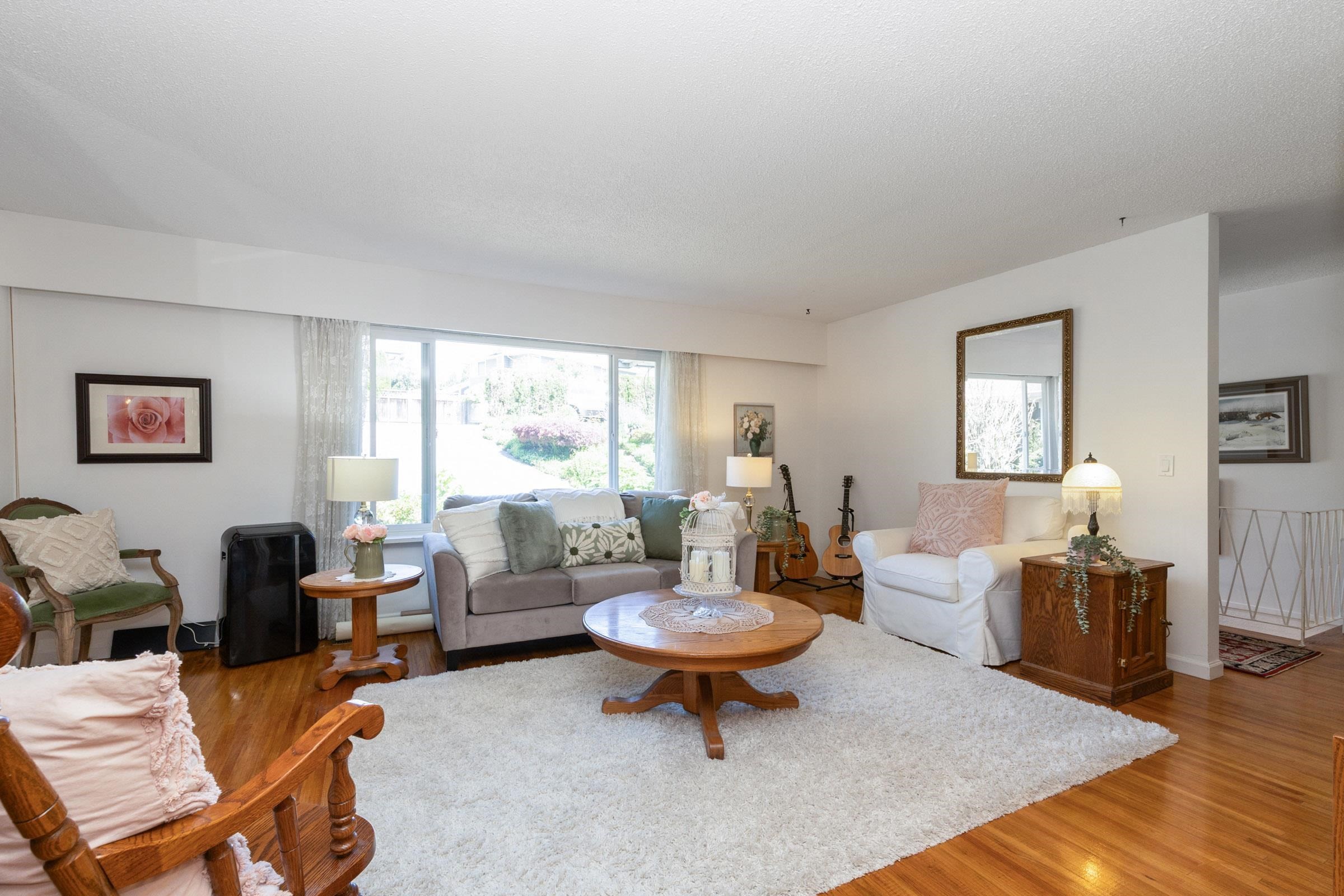 160 Harvard Drive, Port Moody, BC