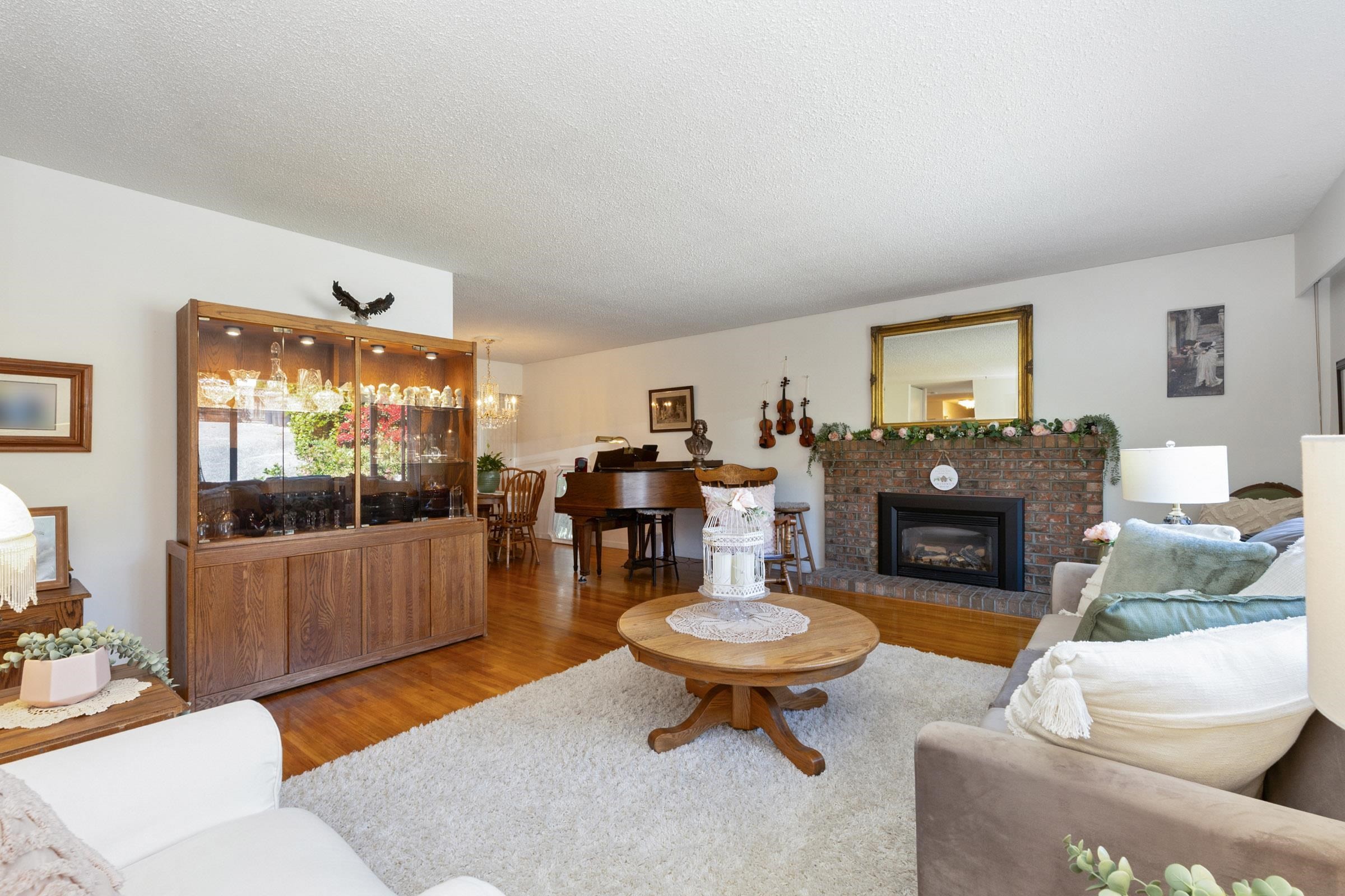 160 Harvard Drive, Port Moody, BC