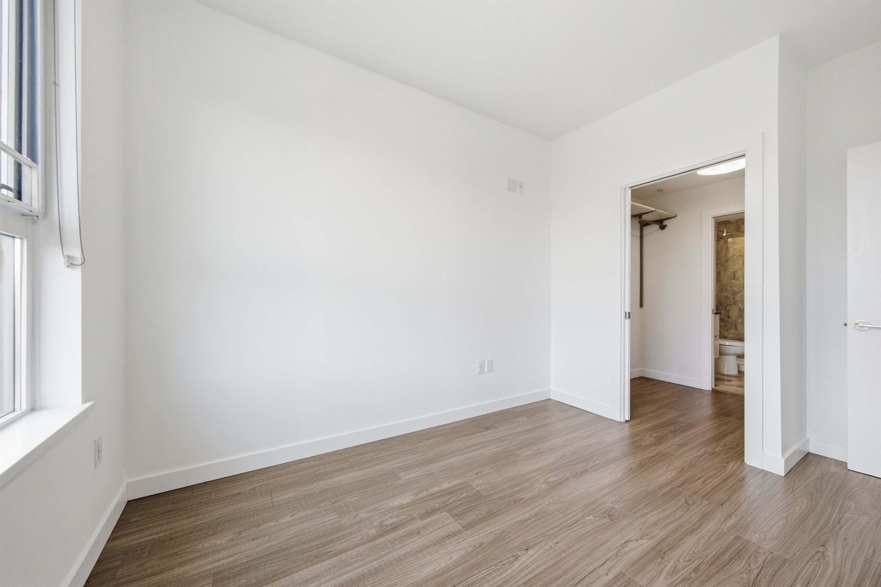 501-379 Broadway E, Vancouver, BC