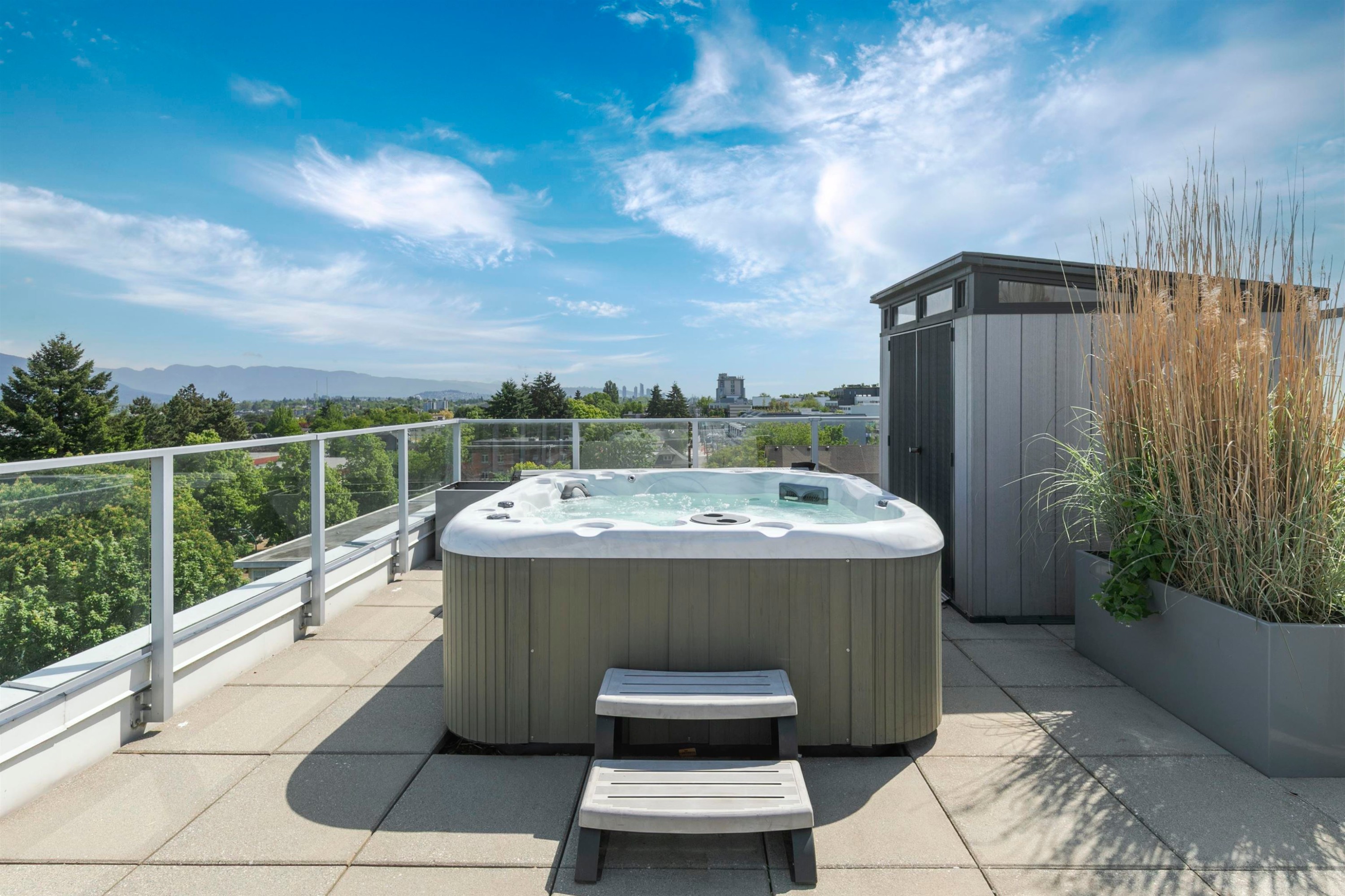 501-379 Broadway E, Vancouver, BC