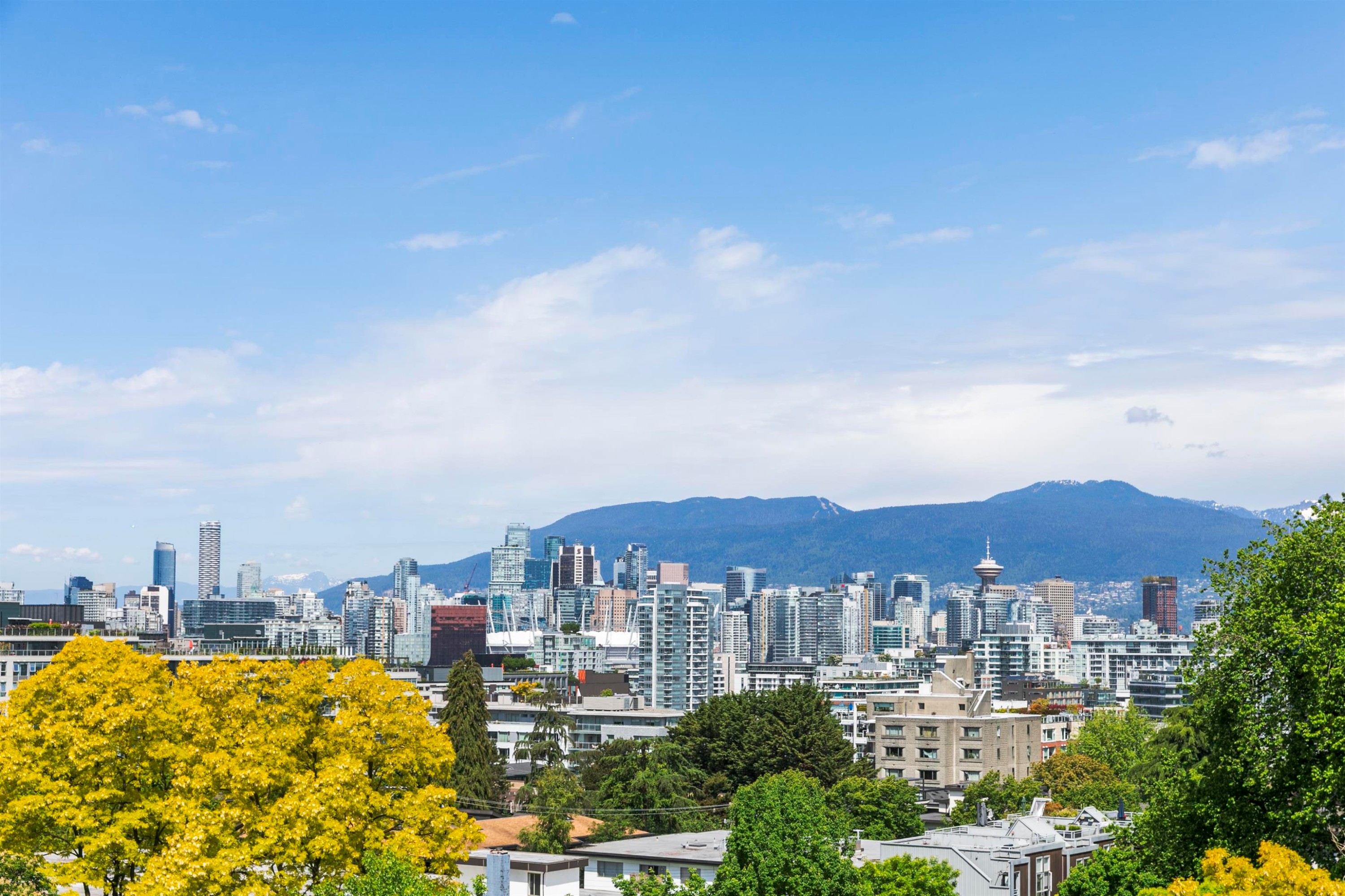501-379 Broadway E, Vancouver, BC