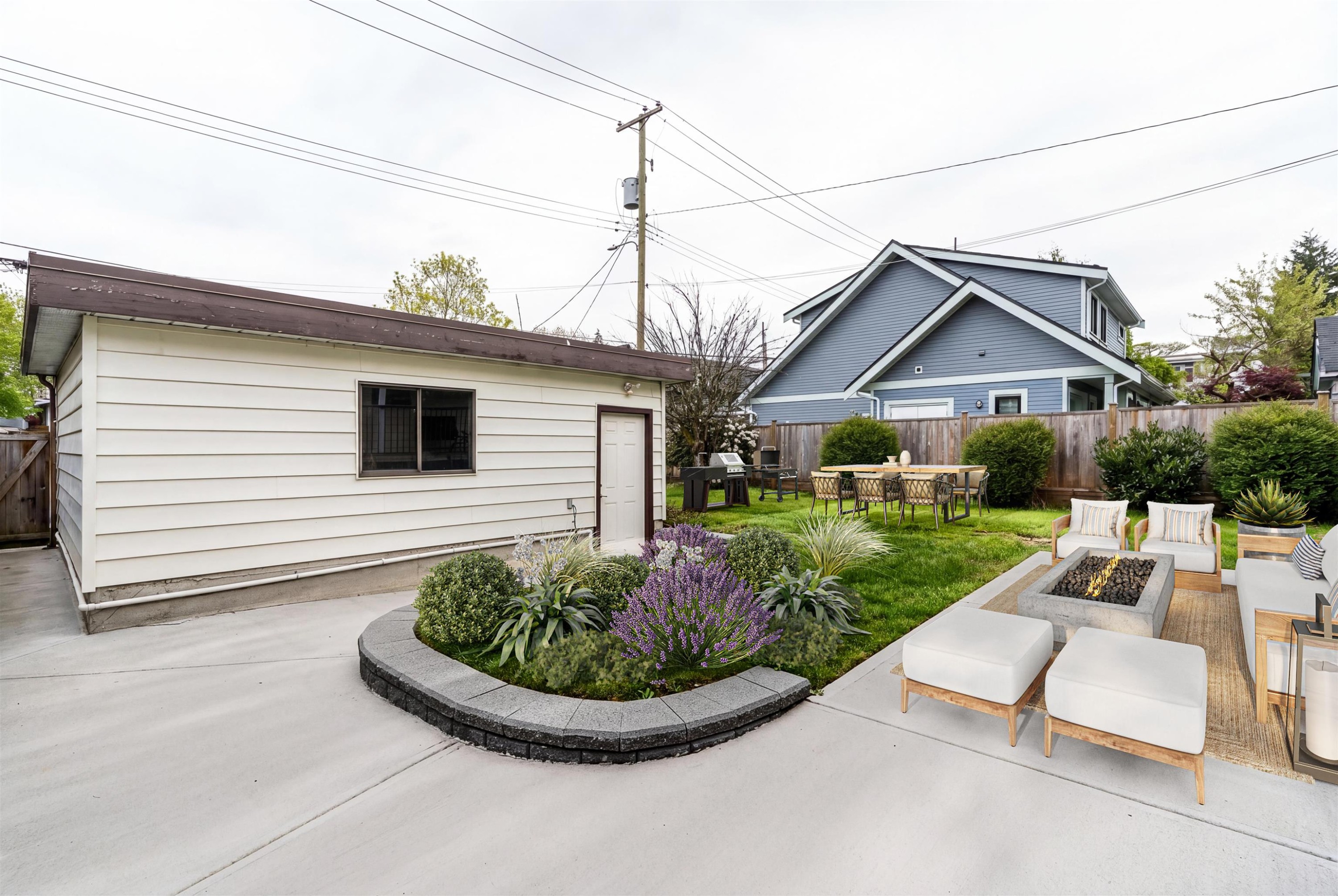 2235 16Th Avenue W, Vancouver, BC