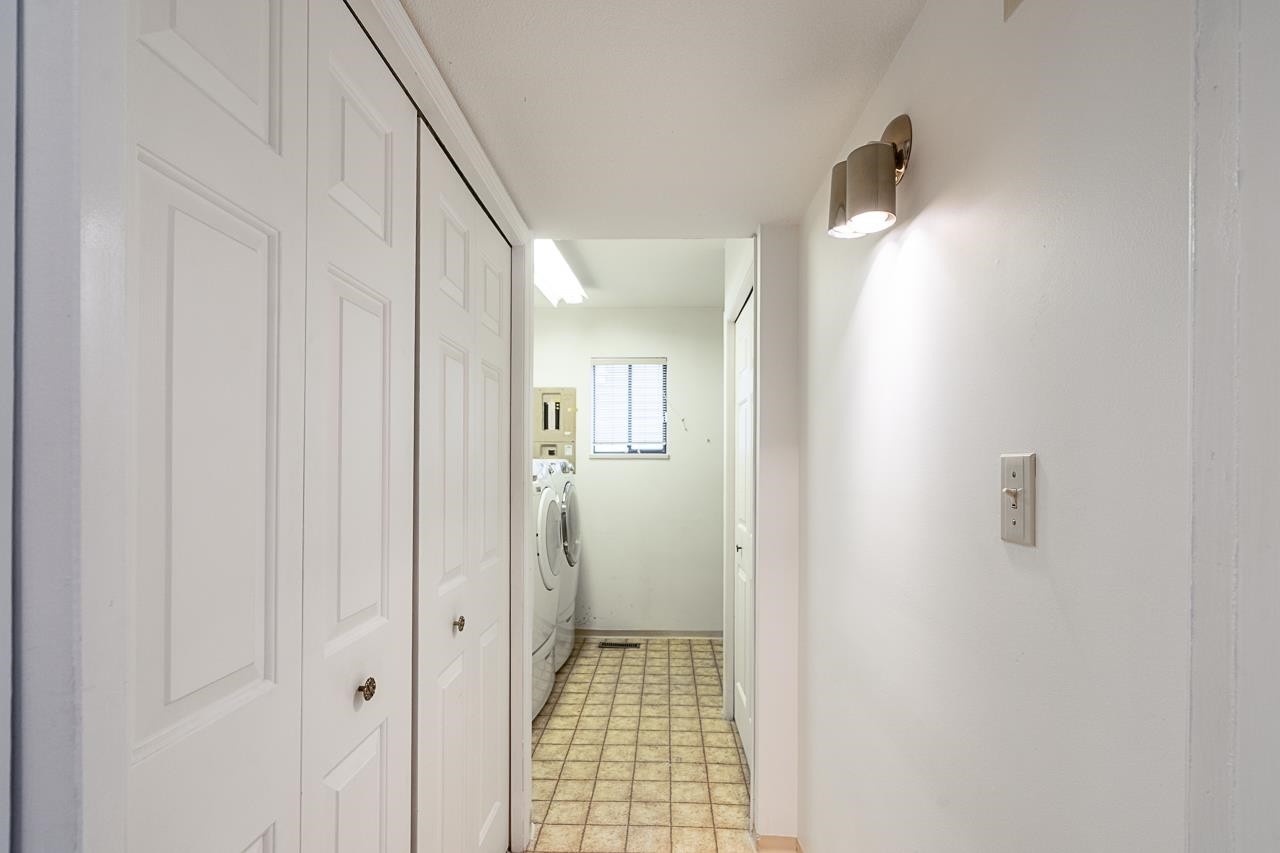 2235 16Th Avenue W, Vancouver, BC