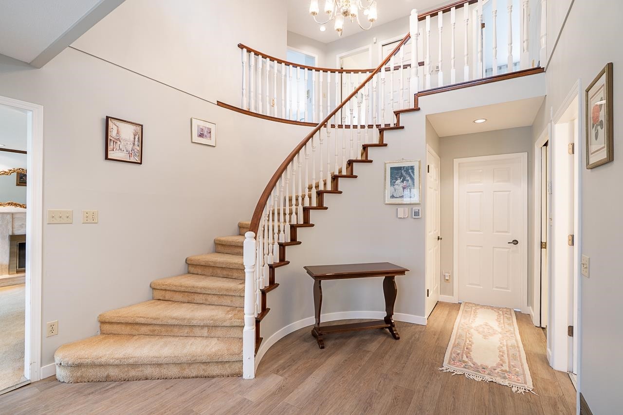 2235 16Th Avenue W, Vancouver, BC